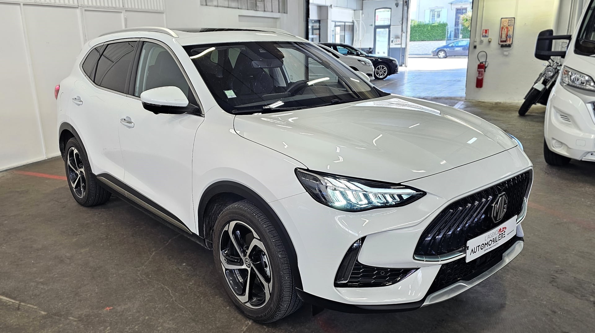 MG EHS HYBRID 258H 160 PHEV LUXURY BVA — 2