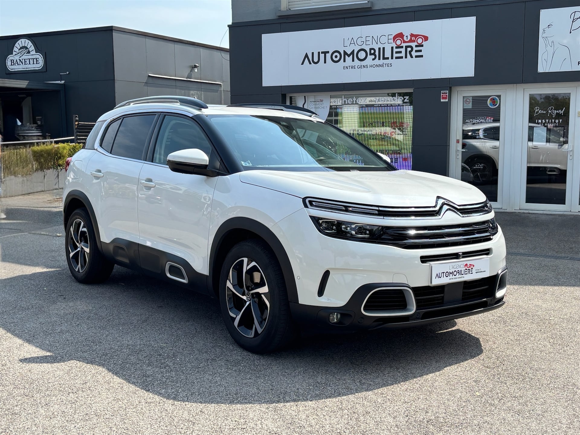 Citroen C5 Aircross 1.6 THP 180 ch SHINE EAT8 - TOIT OUVRANT - ATTELAGE AMOVIBLE