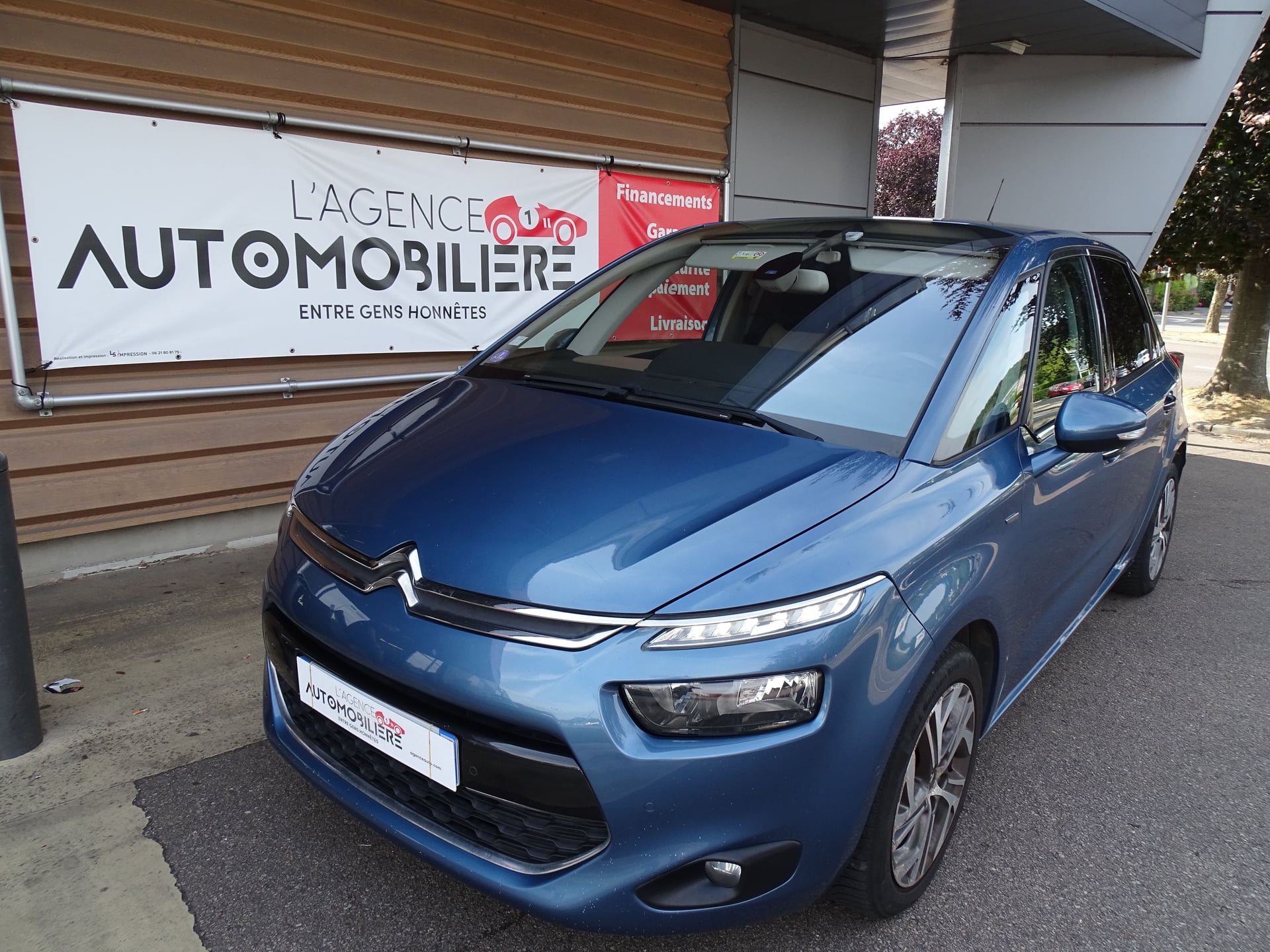 Citroen C4 Picasso 1.2 l 130ch EXCLUSIVE START-STOP — 2