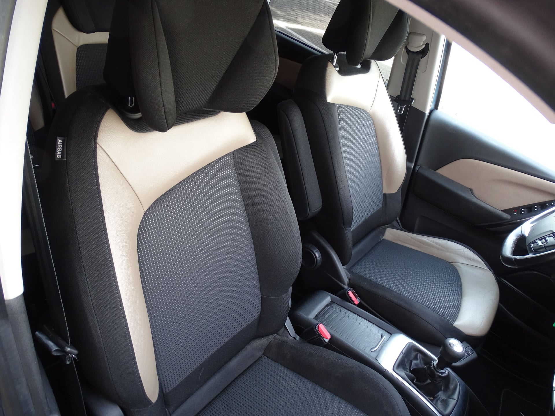 Citroen C4 Picasso 1.2 l 130ch EXCLUSIVE START-STOP — 40