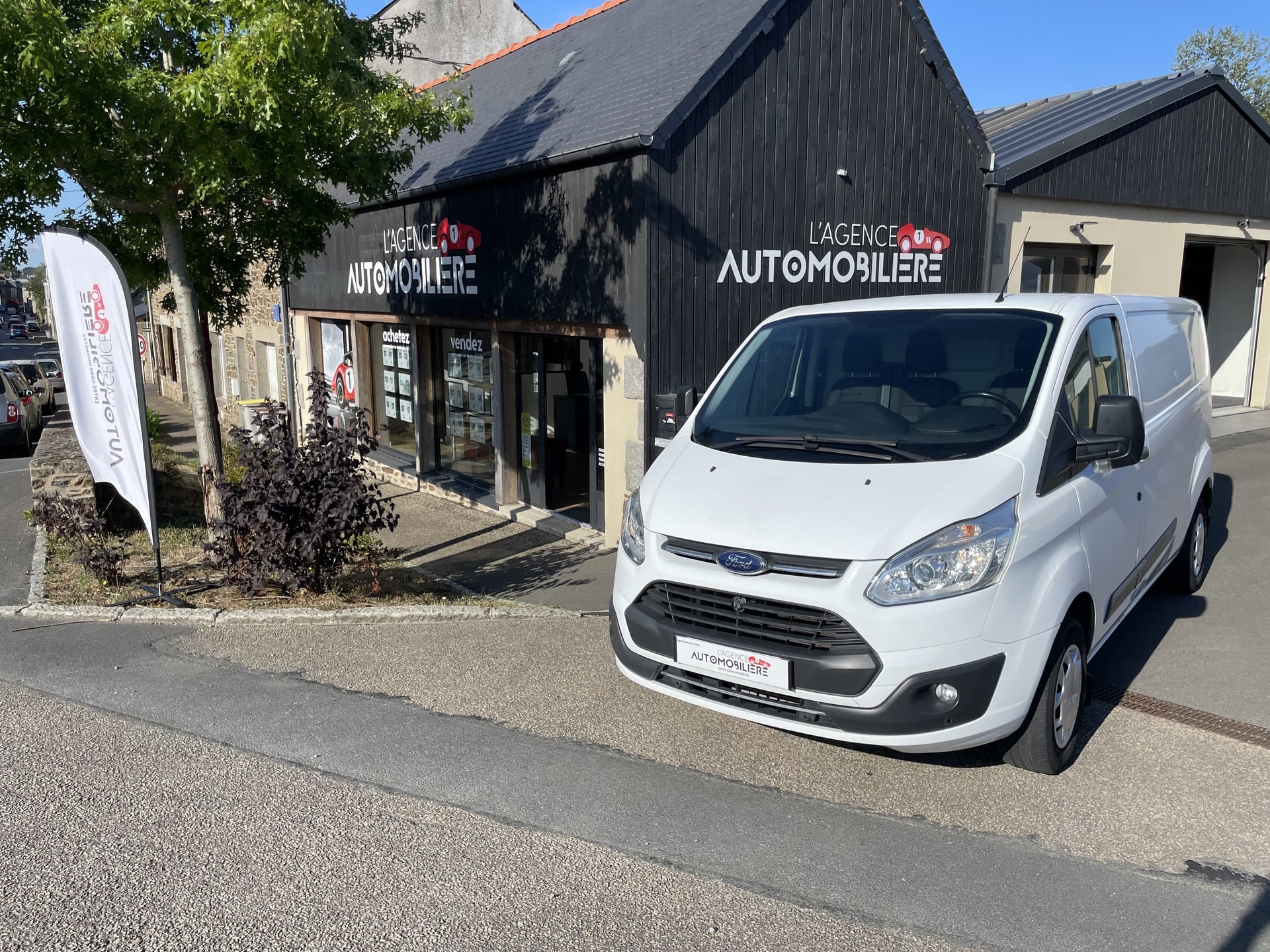 Ford Transit Custom Fg 2.0 TDCI 105 CH L1H1 AMBIANTE — 38