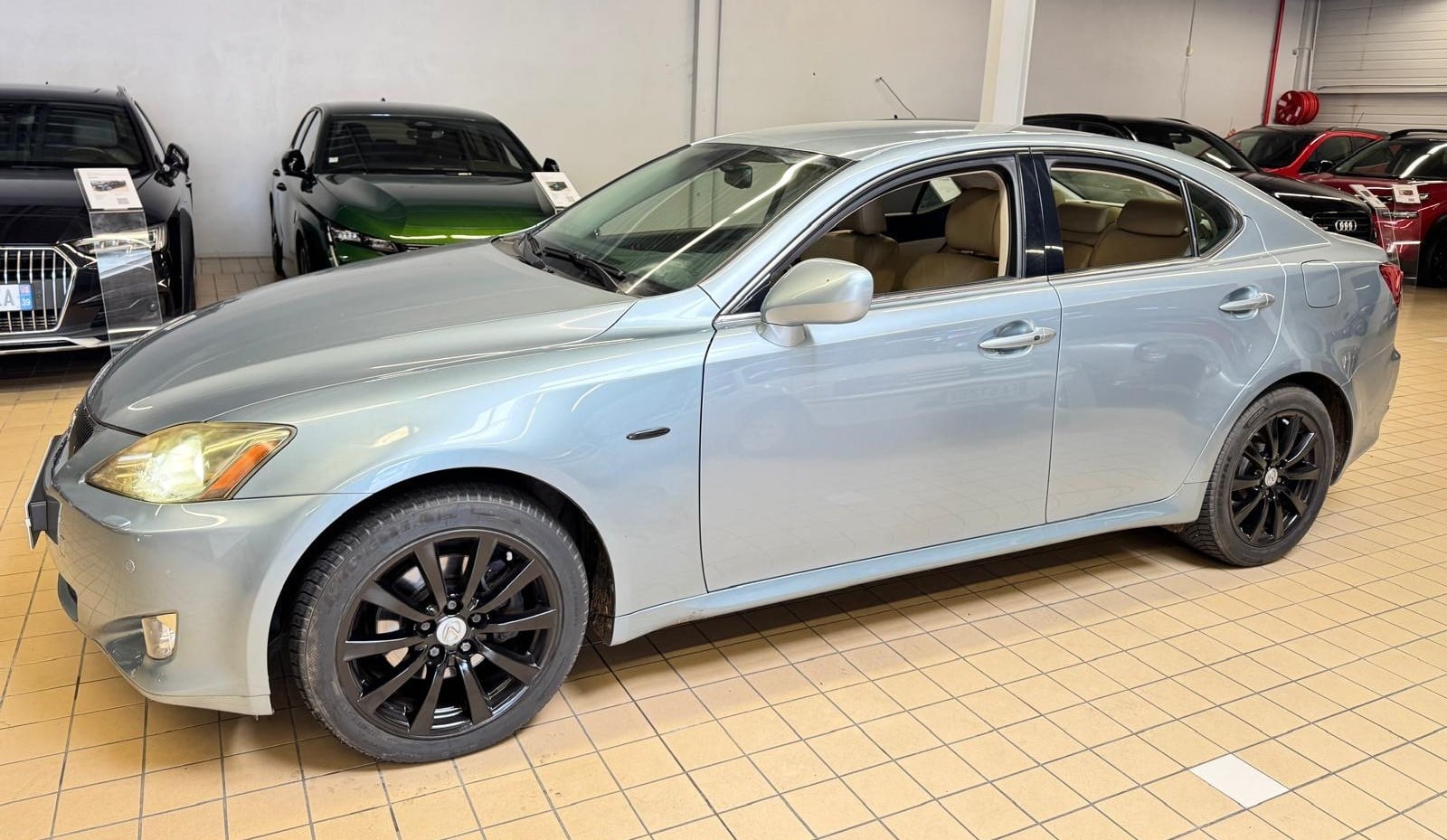 Lexus IS 220d Pack Executive — 2