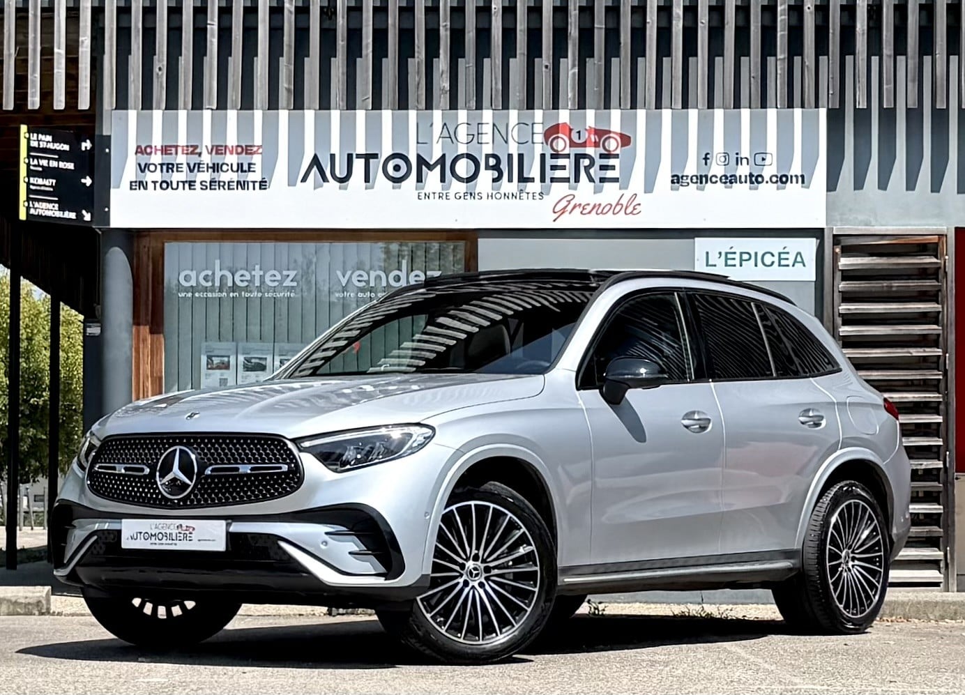 Mercedes-Benz Classe GLC 300de EQ Power 4Matic AMG Line 9G-Tronic / Toit ouvrant - Origine France