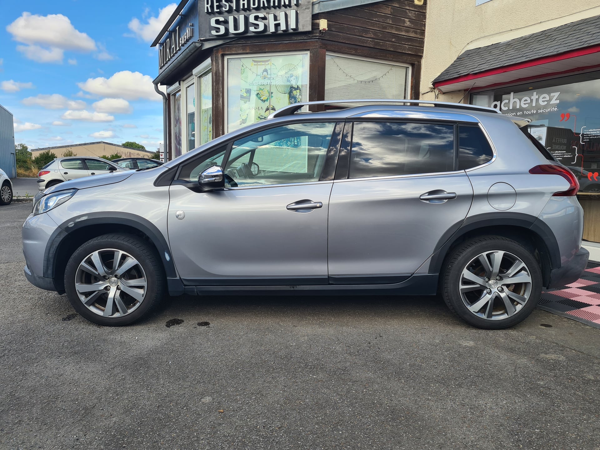 Peugeot 2008 II 1.2 ESS 110 S&S CROSSWAY EAT6 BVA — 2