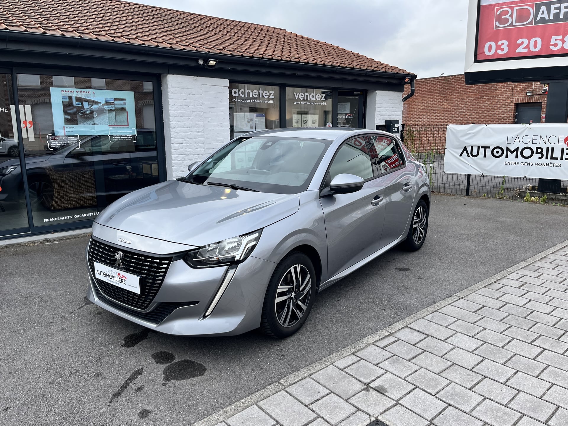 Peugeot 208 1.2 PureTech 100ch S&S Allure KIT DISTRIBUTION JUILLET 2026