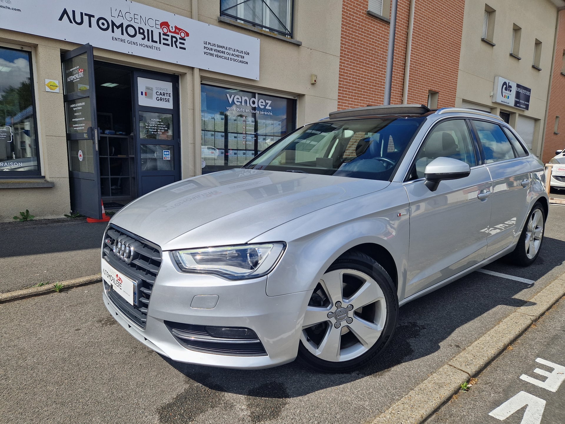 Audi A3 Sportback III SPORTBACK 1.4 TFSI 122 S LINE S TRONIC + toit ouvrant