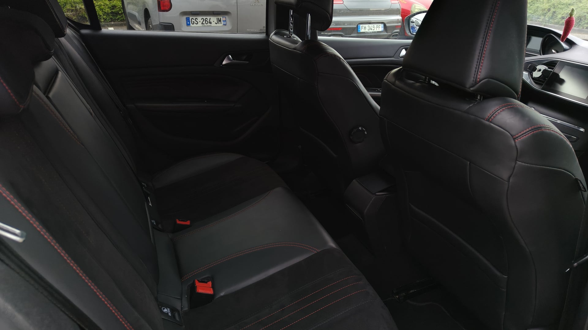 Peugeot 308 1.2 GT LINE 130 ch — 18