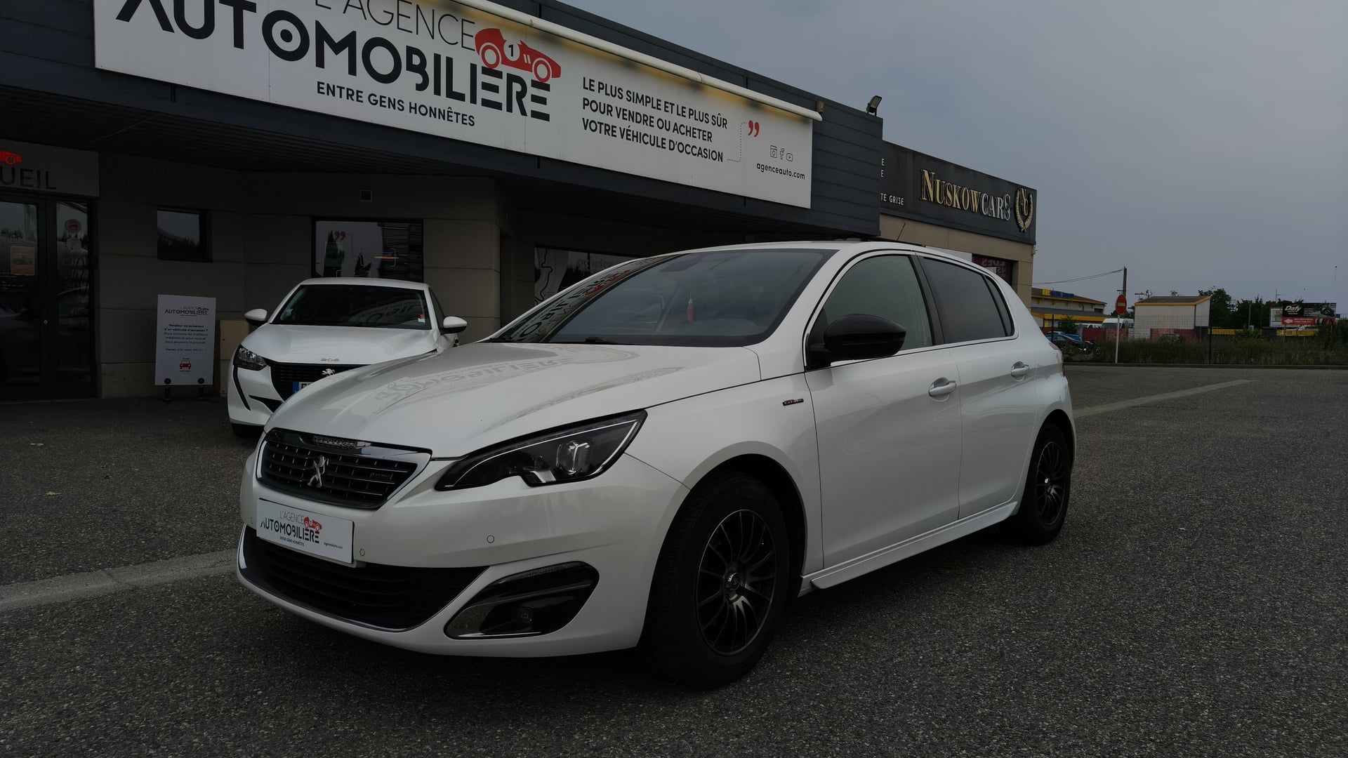 Peugeot 308 1.2 GT LINE 130 ch