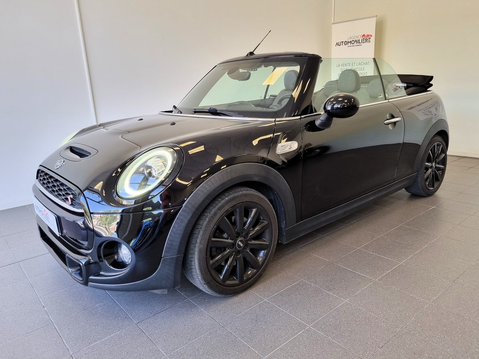 Mini Mini Cabriolet (F57) Cooper S 2.0 i 16V DCT7 192 cv FULL BLACK — 2