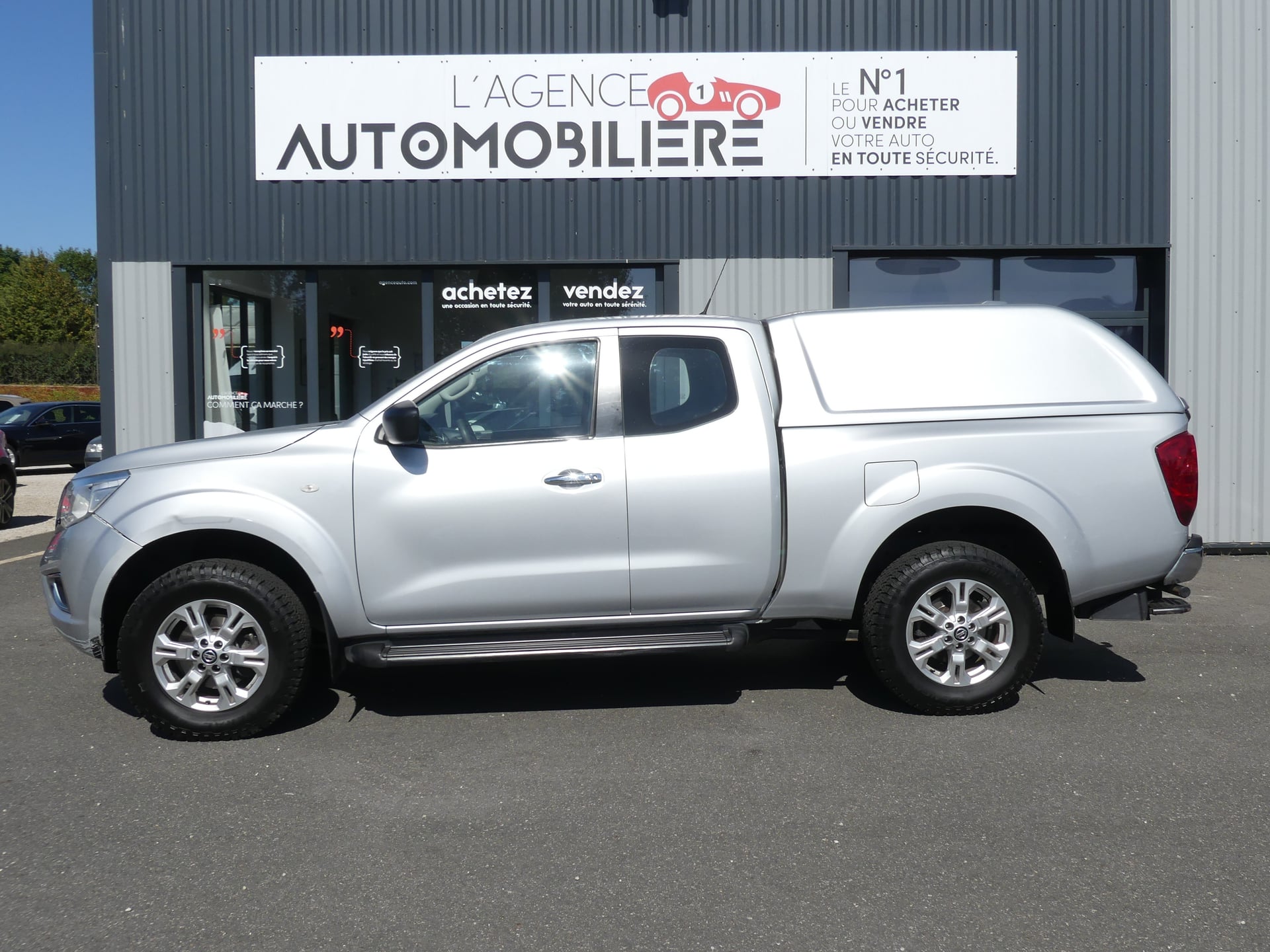 Nissan Navara 2.3 dCi 16V King Cab 4WD 163 cv — 2