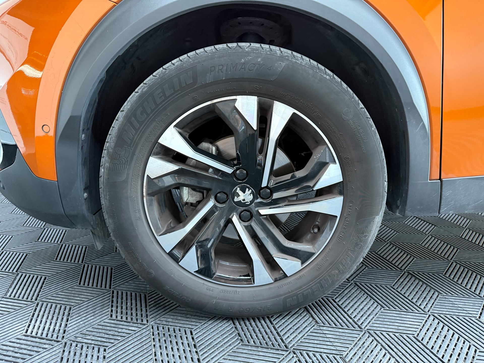 Peugeot 2008 1.5 BLUEHDI S&S BVM6 GT 110 Ch - 1ère MAIN — 30
