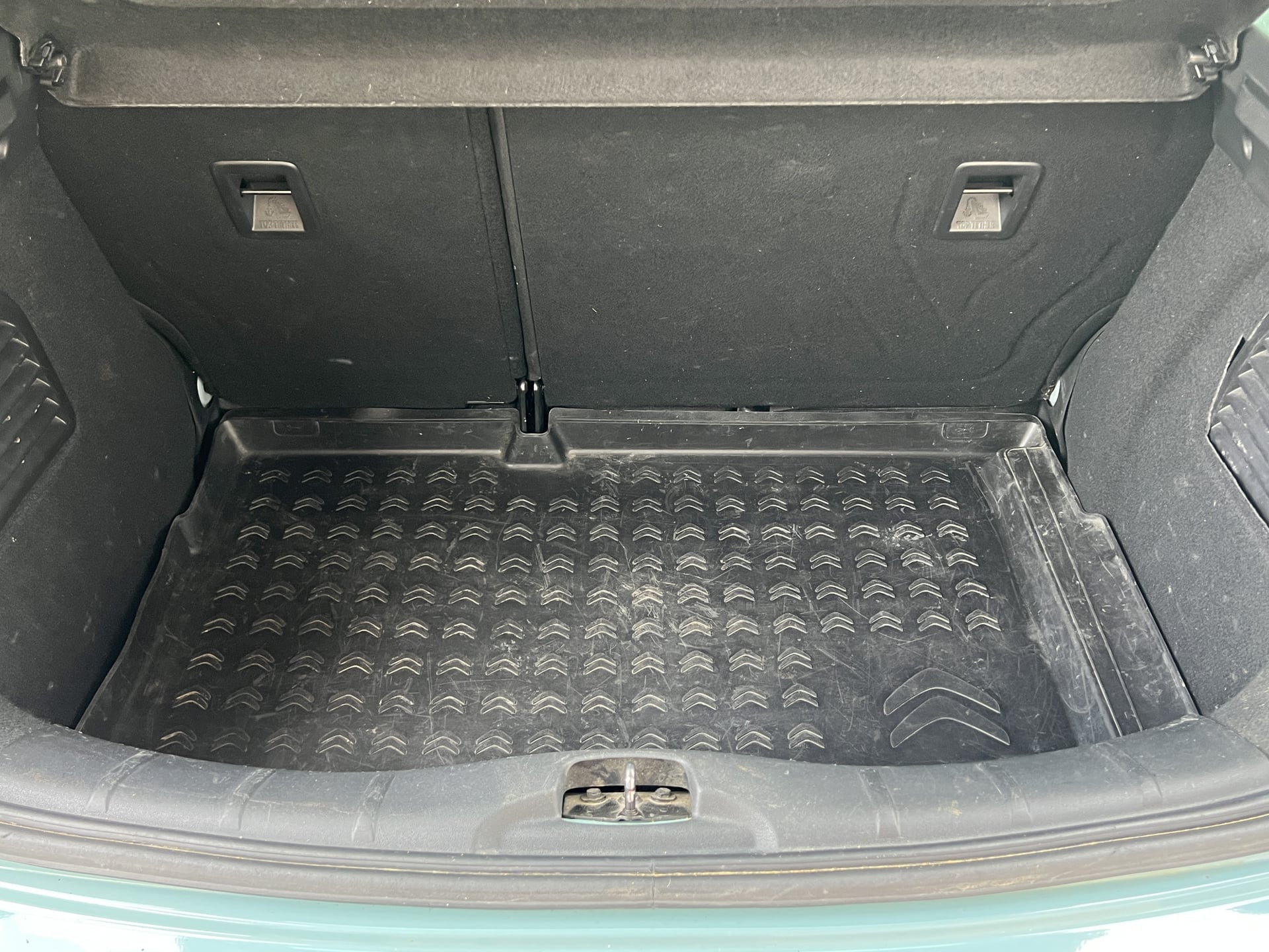 Citroen C3 1.6 Bluehdi 100ch EXCLUSIVE 1ère main — 40