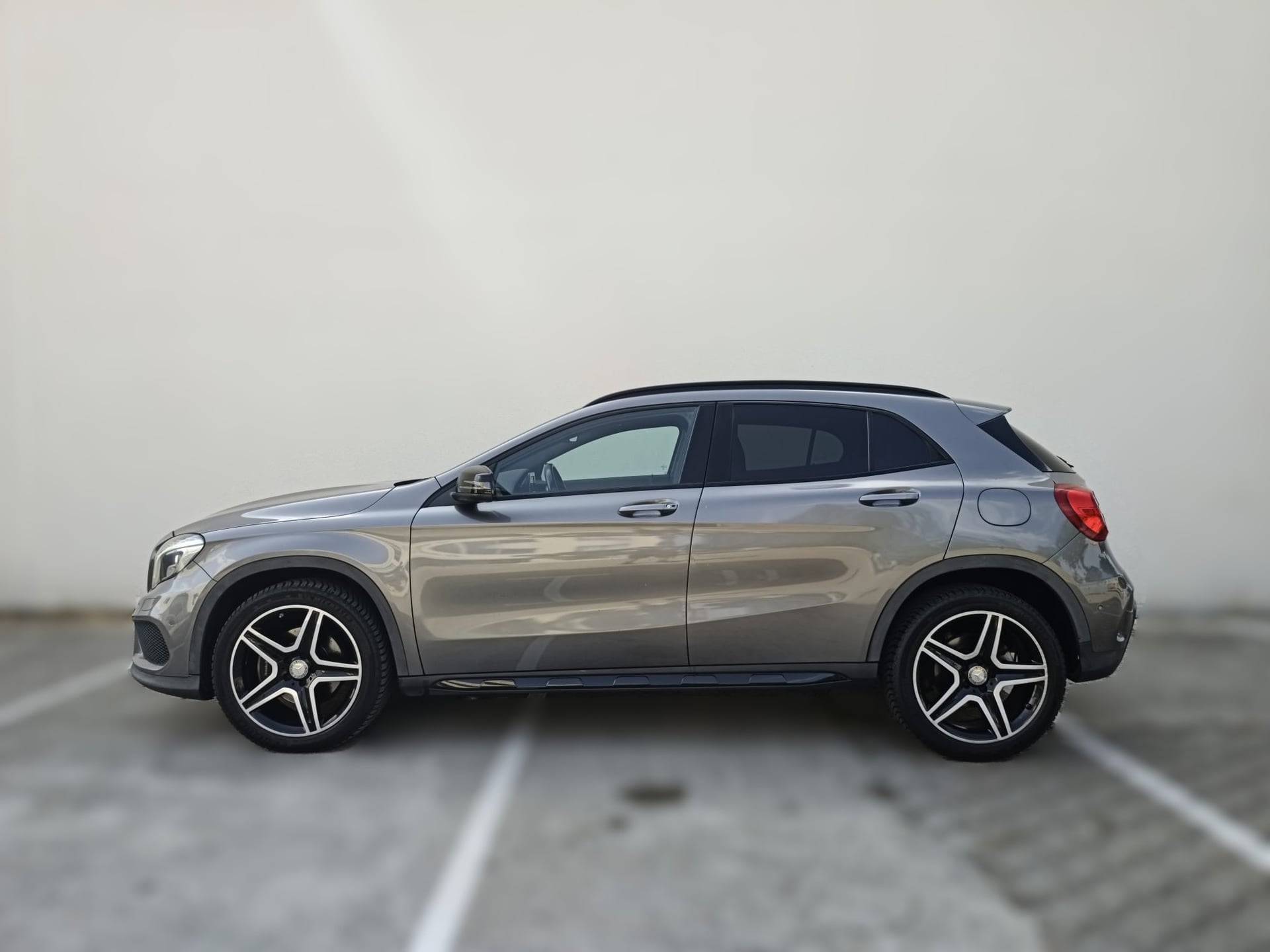 Mercedes-Benz Classe GLA 220 FASCINATION PACK AMG — 2