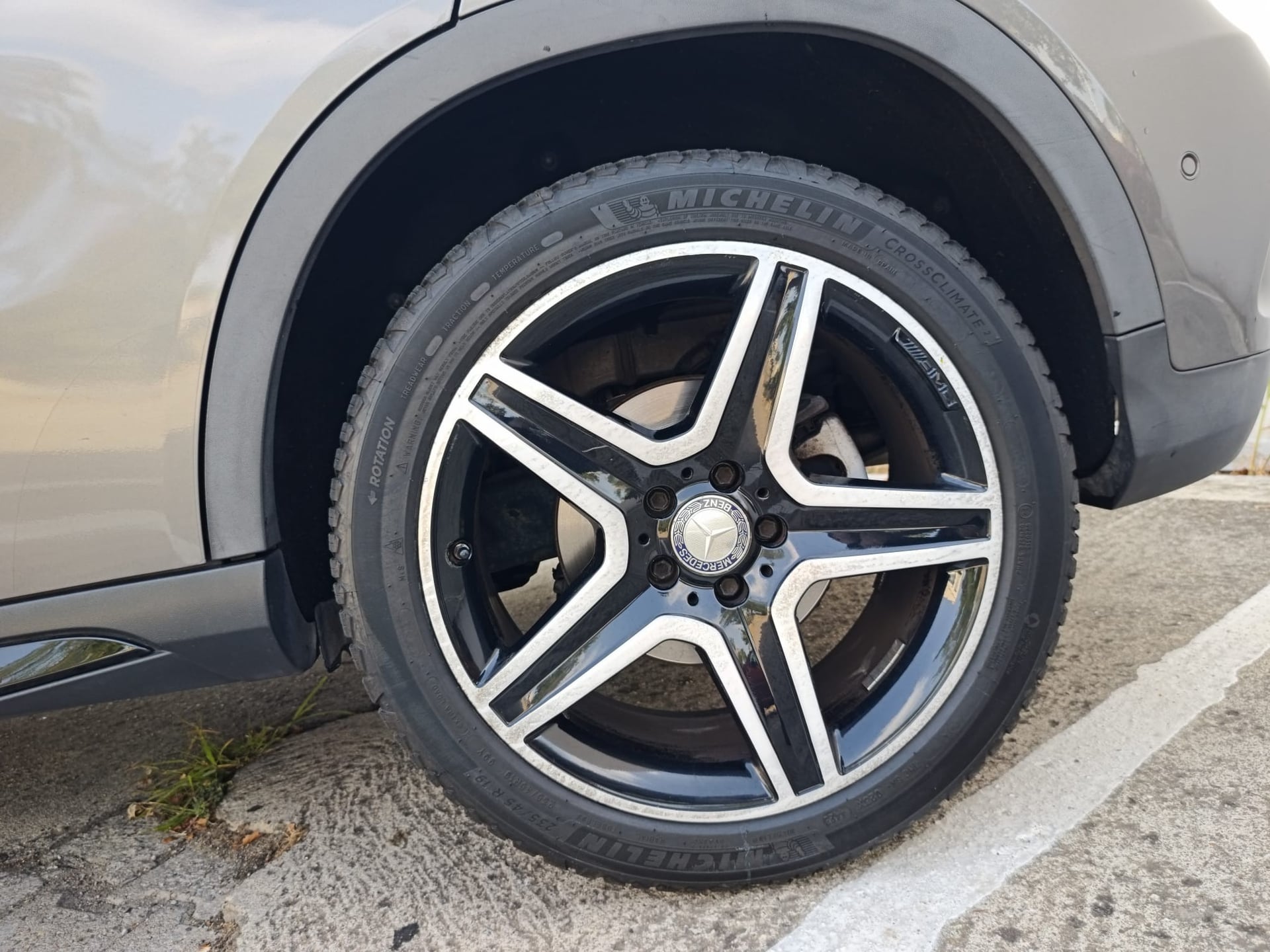 Mercedes-Benz Classe GLA 220 FASCINATION PACK AMG — 26