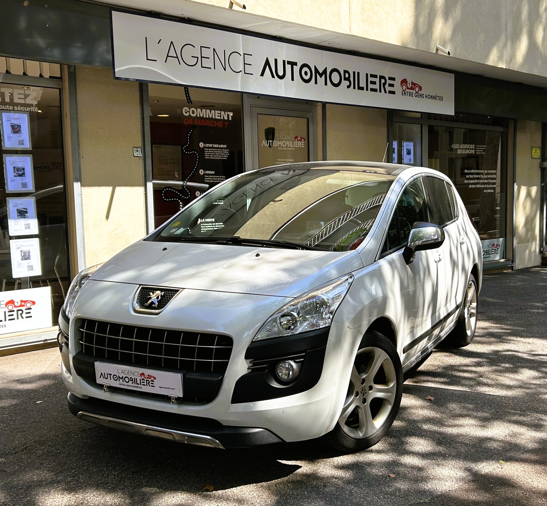 Peugeot 3008 1.6 HDI 115 FAP FELINE BVM6 *DISTRIBUTION NEUVE*