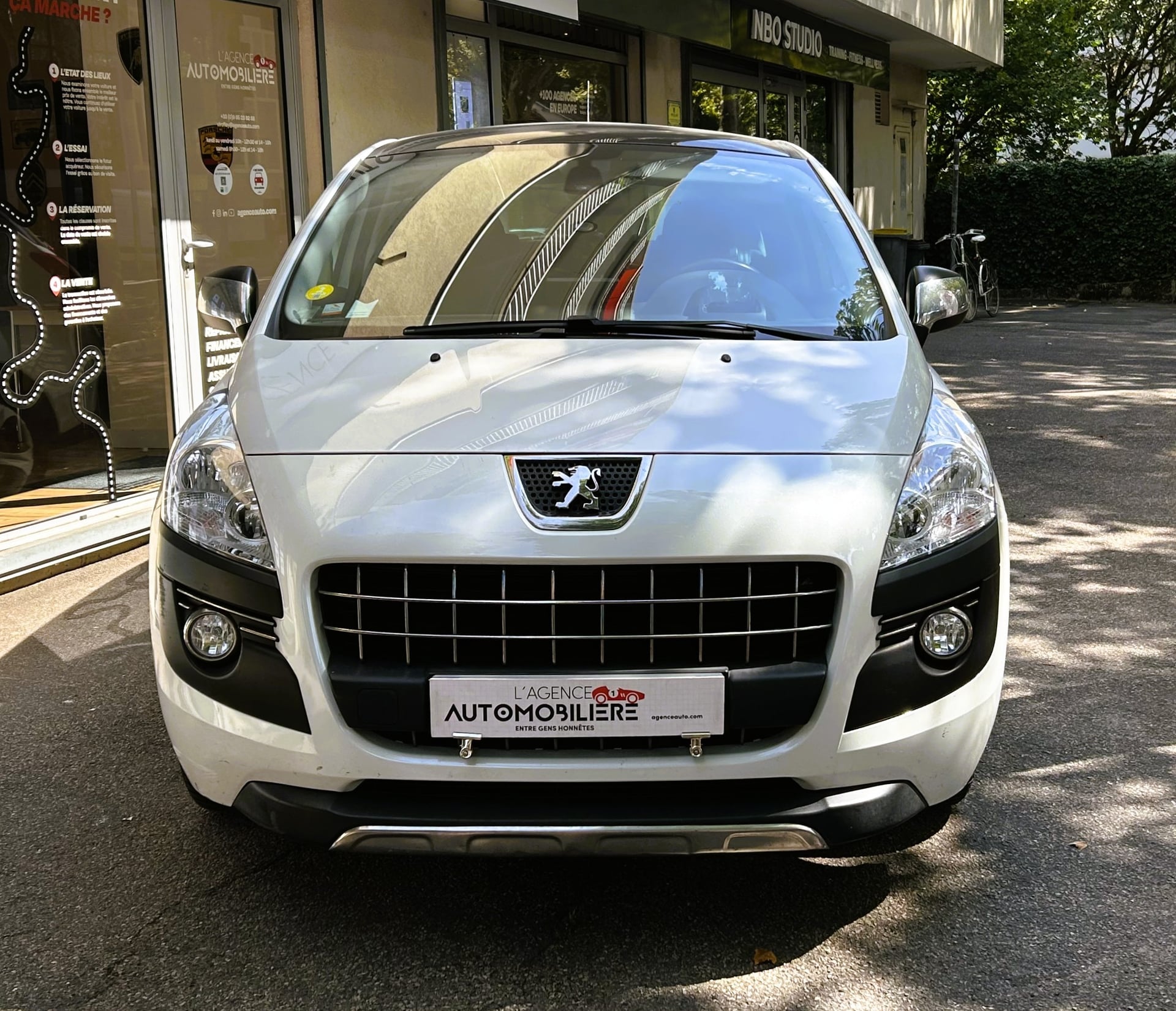 Peugeot 3008 1.6 HDI 115 FAP FELINE BVM6 DISTRIBUTION NEUVE — 2