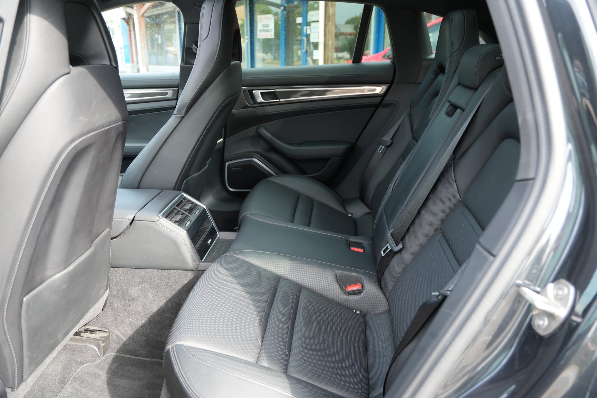 Porsche Panamera II (2) SPORT TURISMO 2.9 V6 560 E-HYBRID 4S — 40