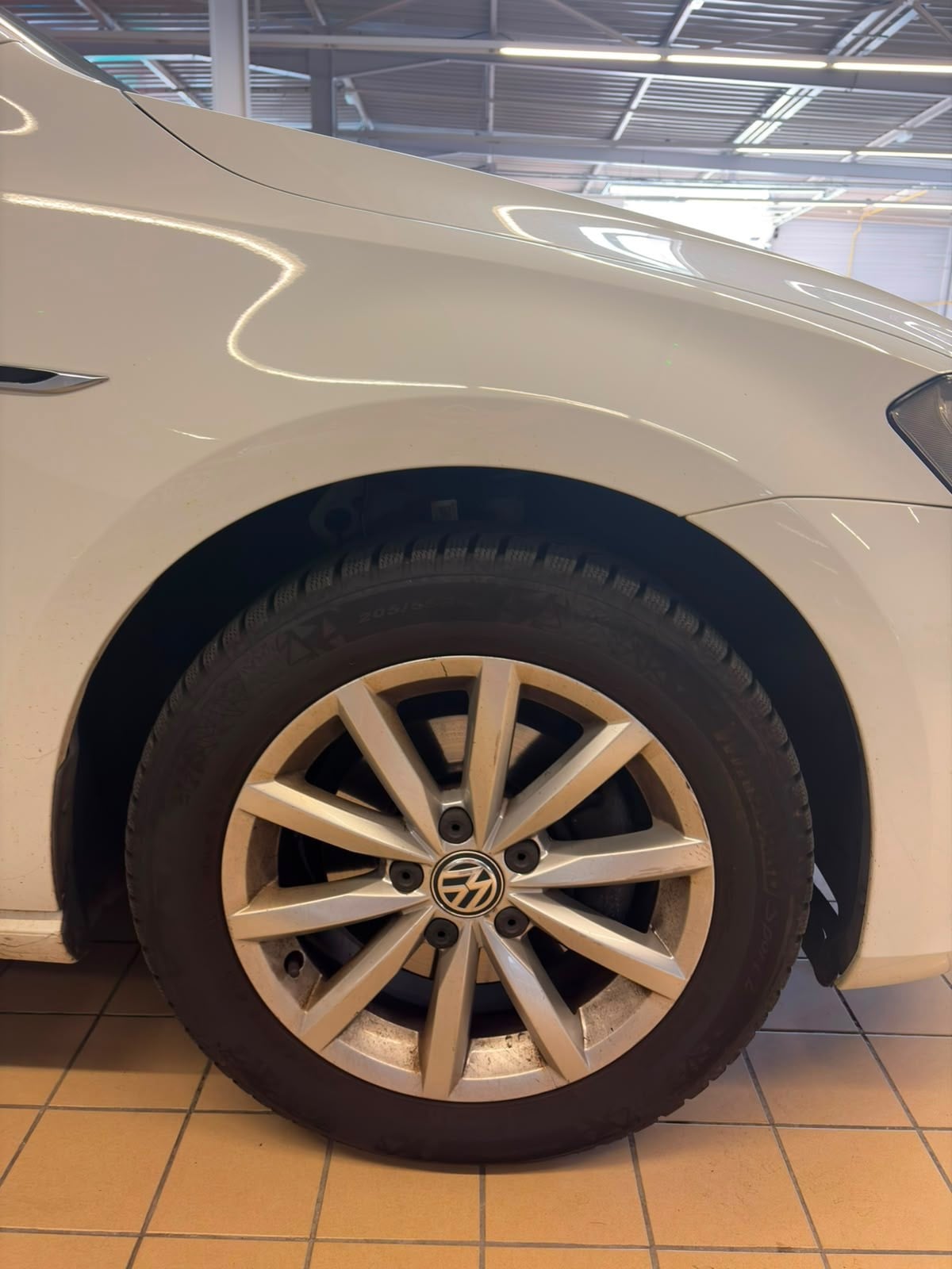 Volkswagen Golf 2.0 TDI 150 BlueMotion Technology FAP LOUGNE DSG6 8.0 CV — 32