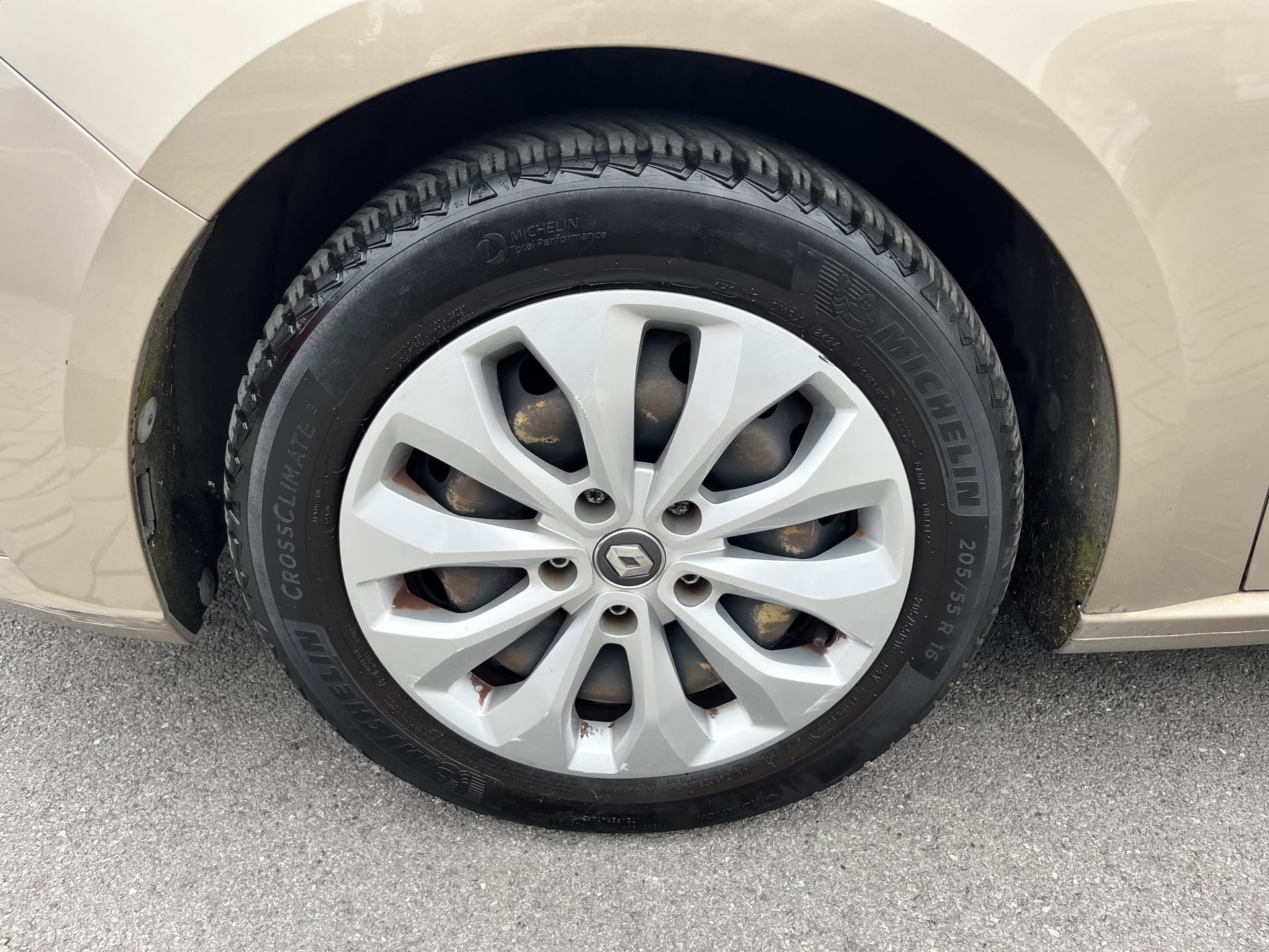 Renault Megane 1.2 TCe 100ch energy Life 1ère main — 24