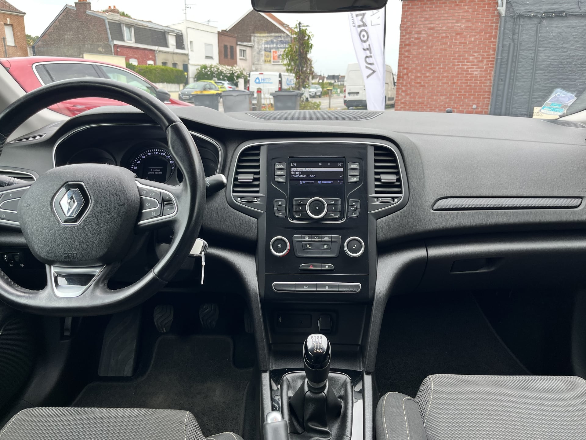 Renault Megane 1.2 TCe 100ch energy Life 1ère main — 2