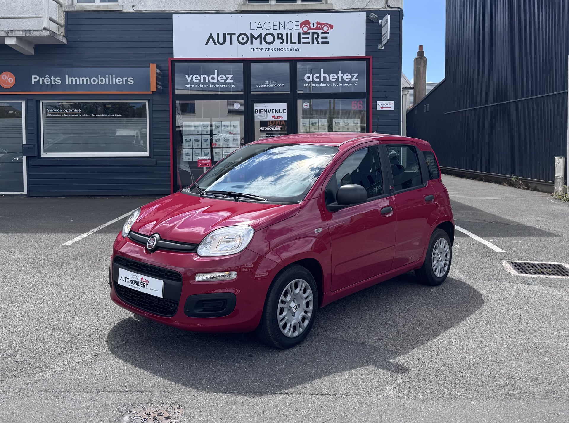 Fiat Panda 1.0 65ch BVM6 S&S HYBRID PANDINA ICÔNE ( très faible kilométrage )