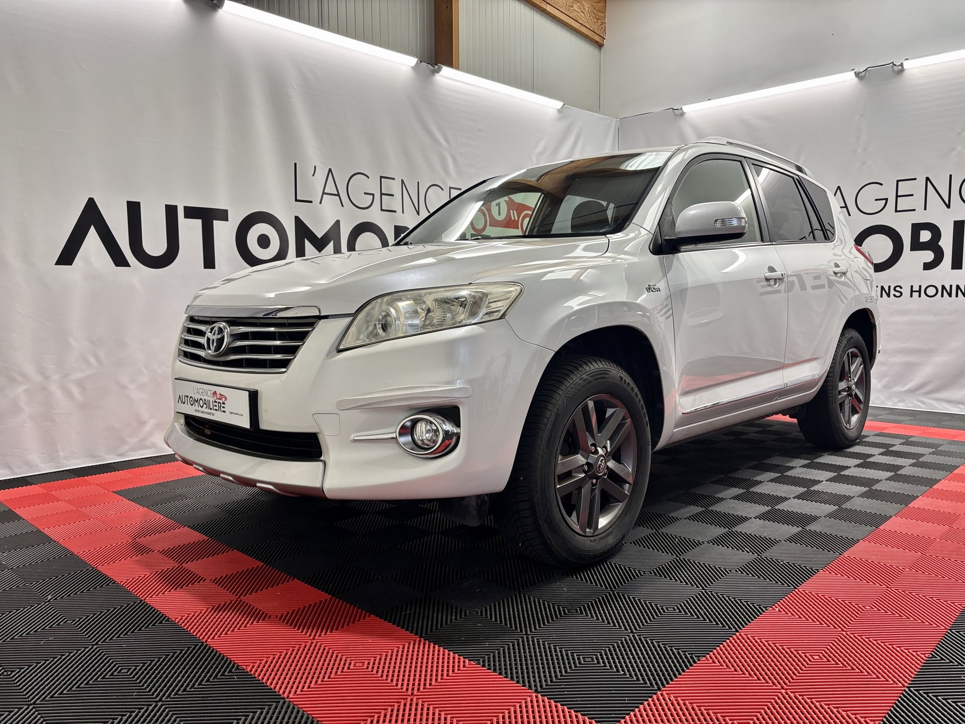 Toyota RAV4 III (3) 150 D-4D FAP 2WD LIMITED EDITION AUTO