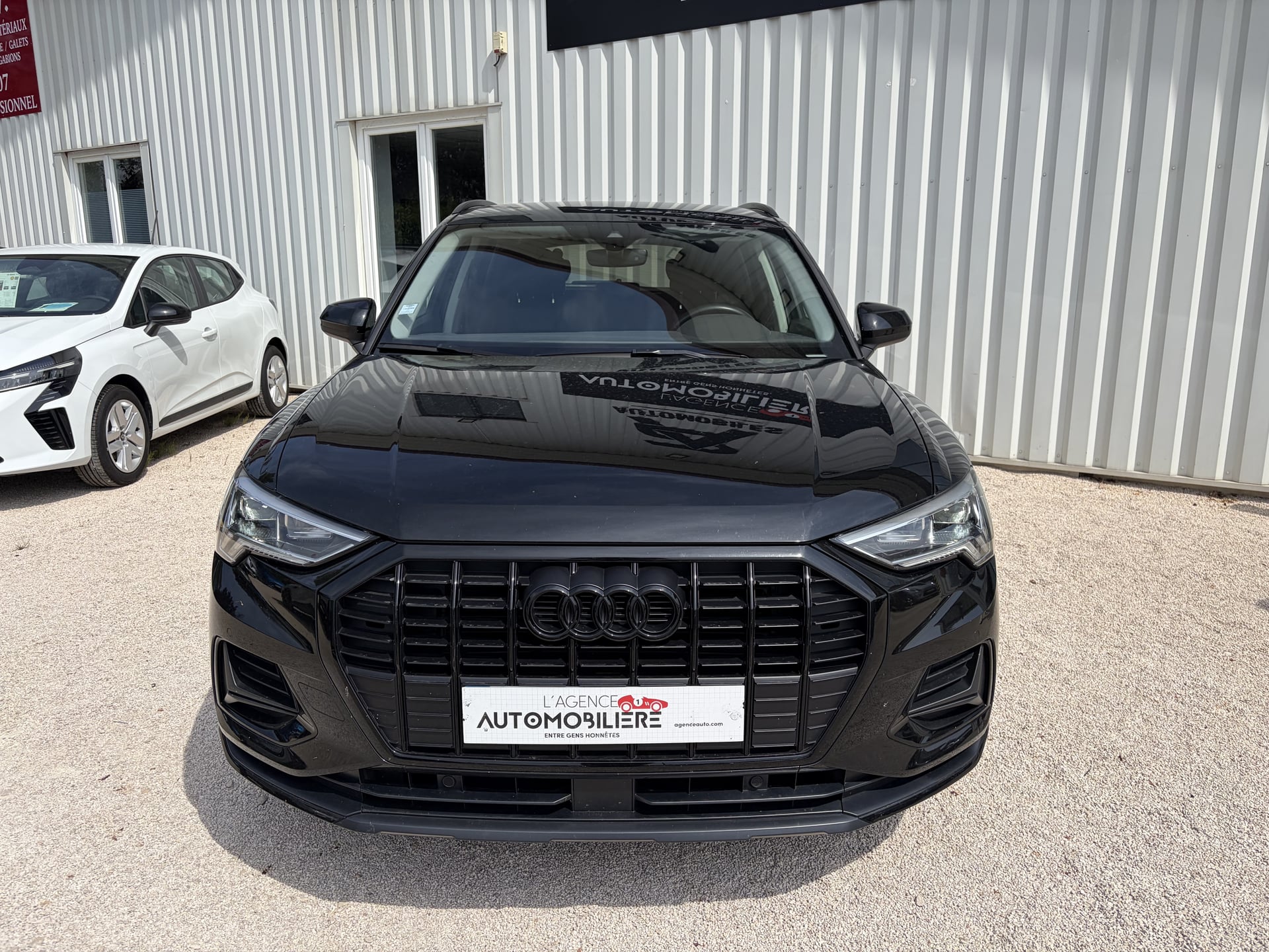 Audi Q3 2.0 TDI - 150cv DISIGN LUXE — 2