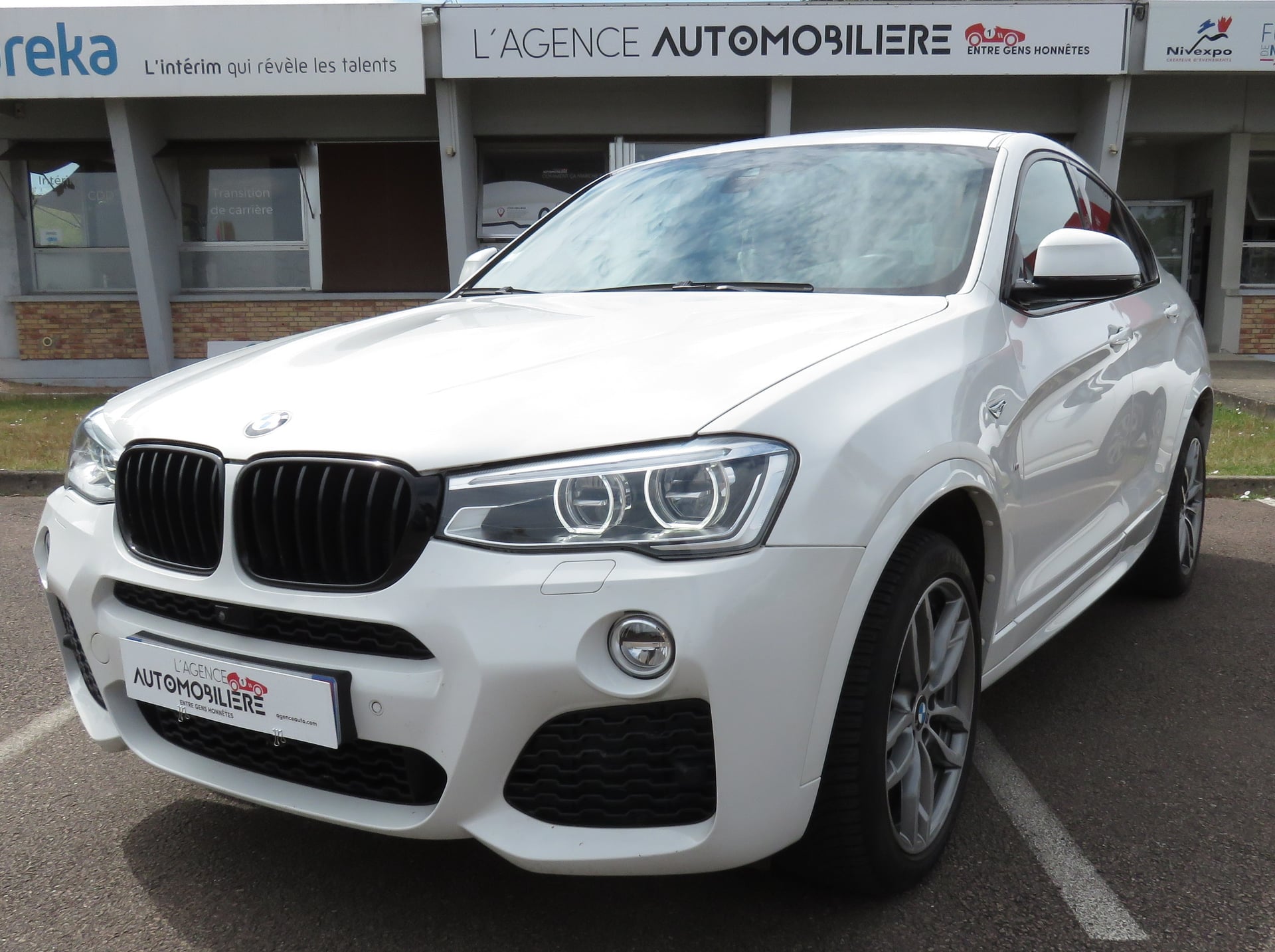 BMW X4 (F26) 20d xDrive 2.0 d 190 cv M Sport - Affichage tête haute - Attelage électrique - Origine France.