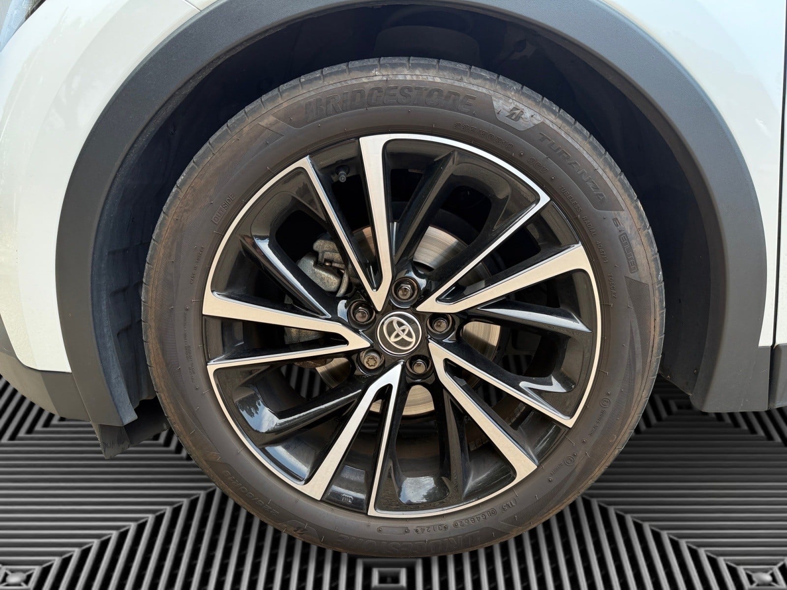 Toyota C-HR C-HR 2.0 Hybride 200ch Collection MY25 — 19