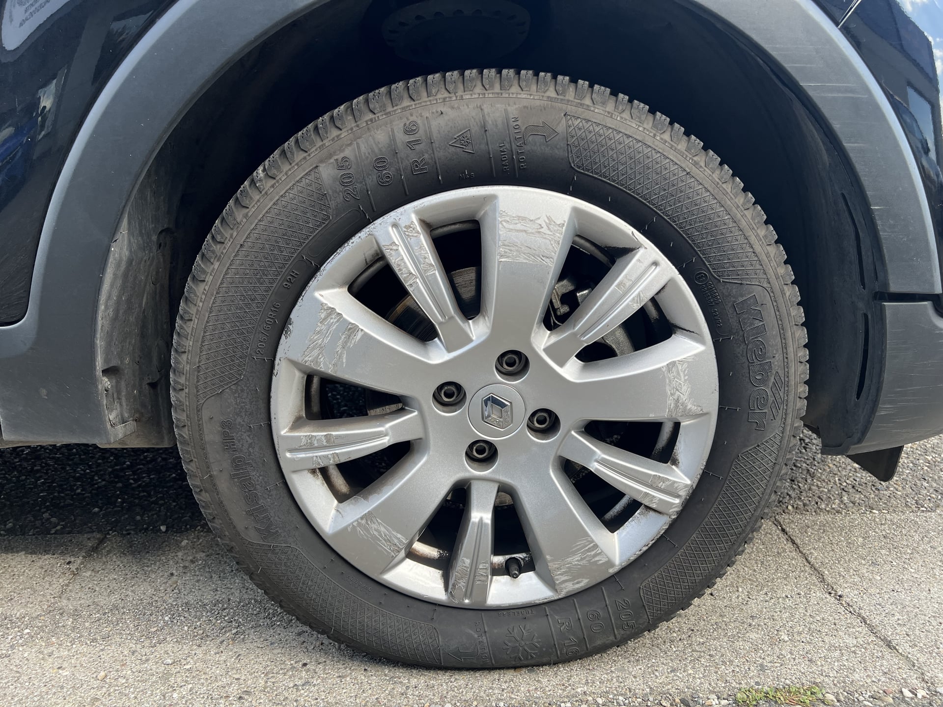 Renault Captur 1.5 dCi ENERGY BUSINESS 110ch BVM6 — 19