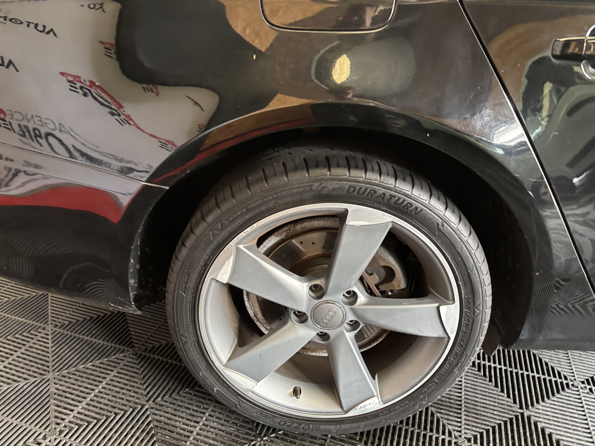 Audi A4 2.0 TDI 120ch DPF Attraction 6cv — 29