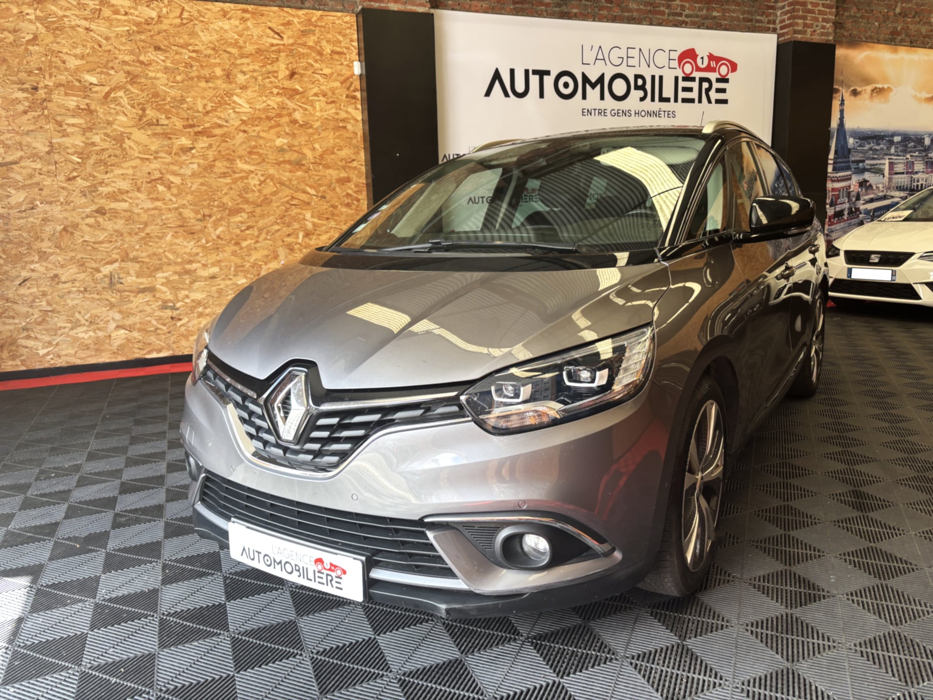 Renault Grand Scenic 1.2 TCE 130ch Finition Intens