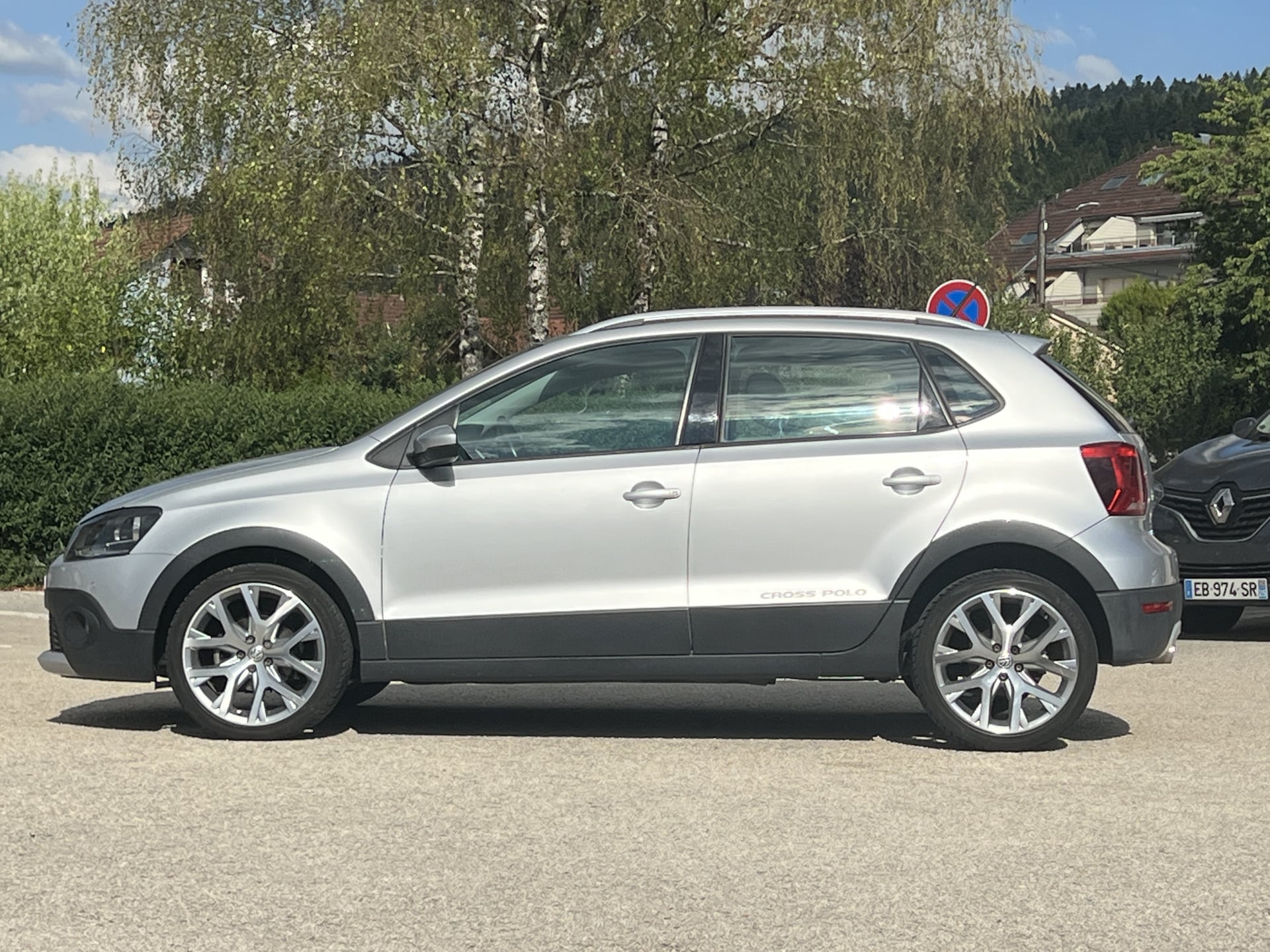 Volkswagen Polo CROSS 1.4 tdi 90ch BVM — 2
