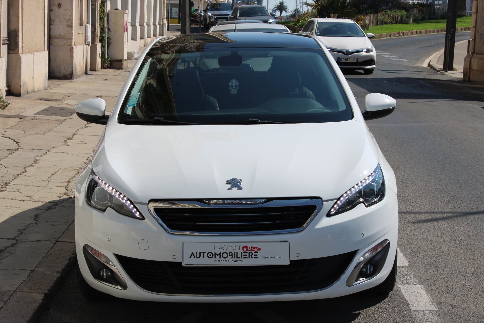Peugeot 308 GENERATION-II 2.0 BLUEHDI 150 FELINE ( Entretien Peugeot, Radar Av et Arr, Distribution changée ... ) — 2