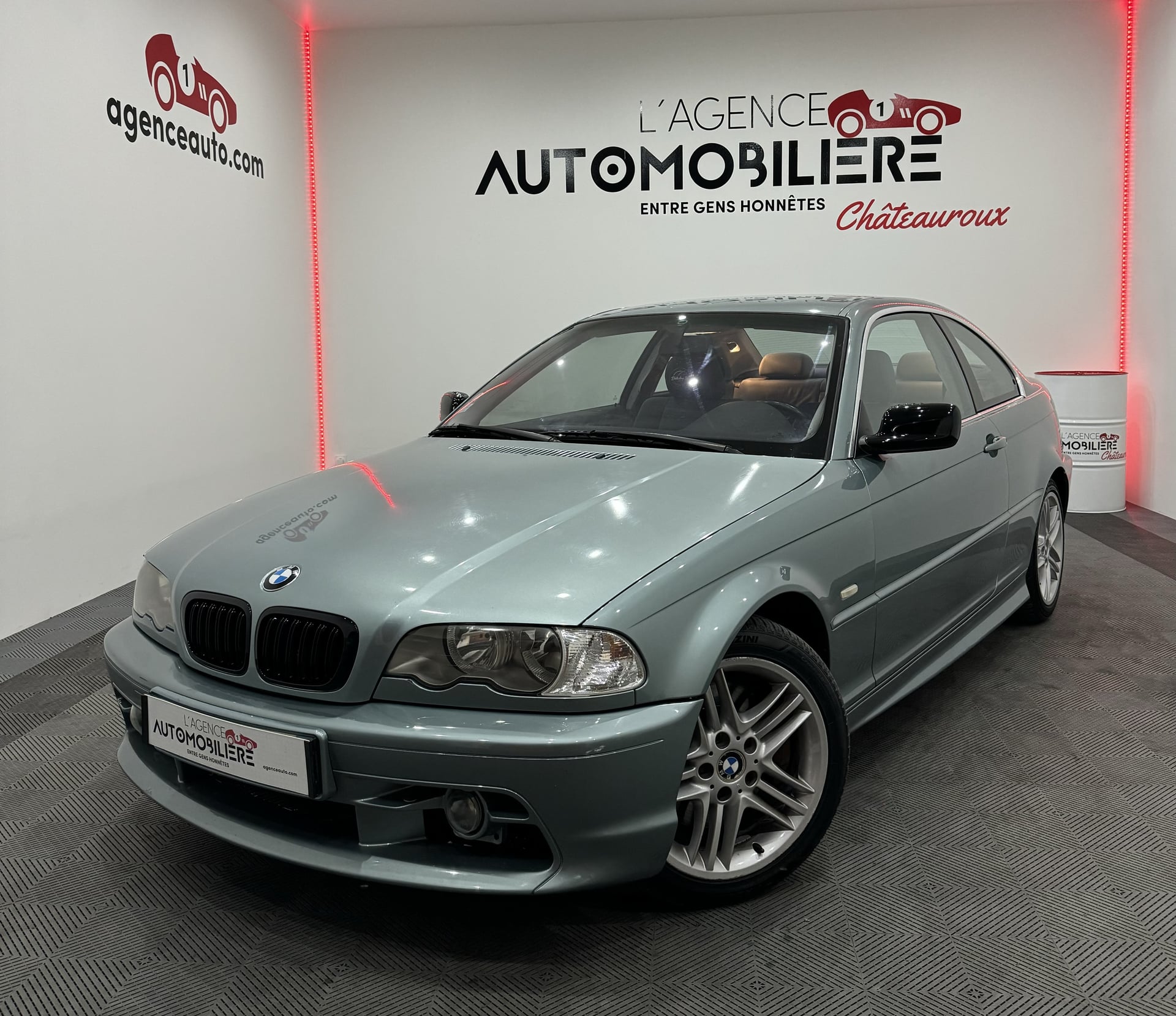 BMW Série 3 COUPE E46 330 CI 3.0 231CV SMG JANTES ALLIAGE 17'/SIEGES SPORT ELECTRIQUES A MEMOIRES/CLIM AUTO/REGULATEUR VITESSE/PARE SOLEIL AR+CUSTODES ELECTRIQUES