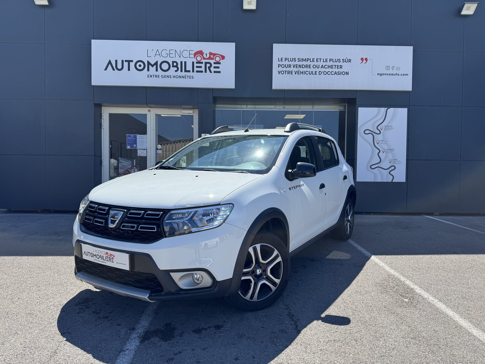 Dacia Sandero 1.0i TCE 100 STEPWAY Edition 15ans