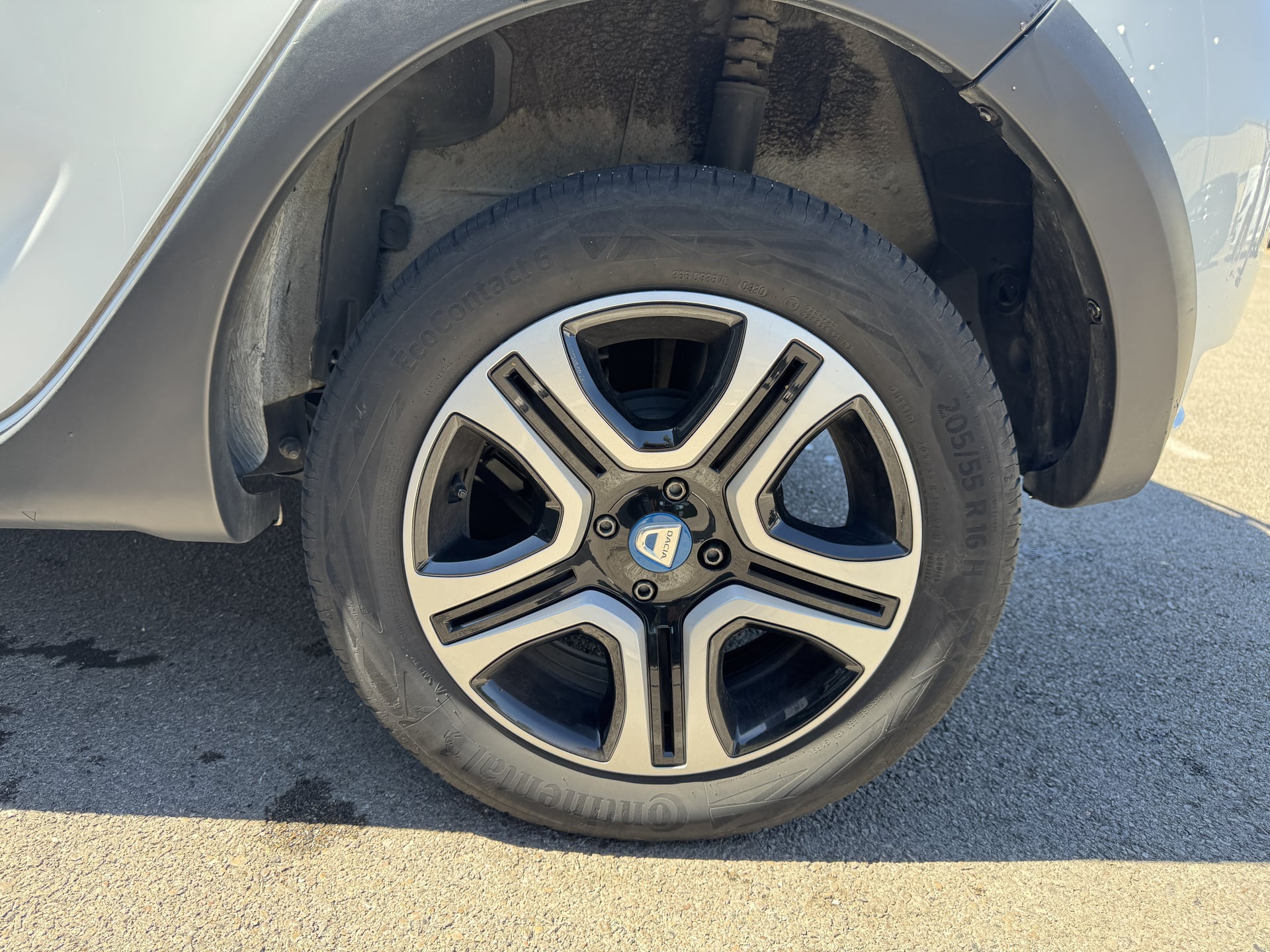Dacia Sandero 1.0i TCE 100 STEPWAY Edition 15ans — 34