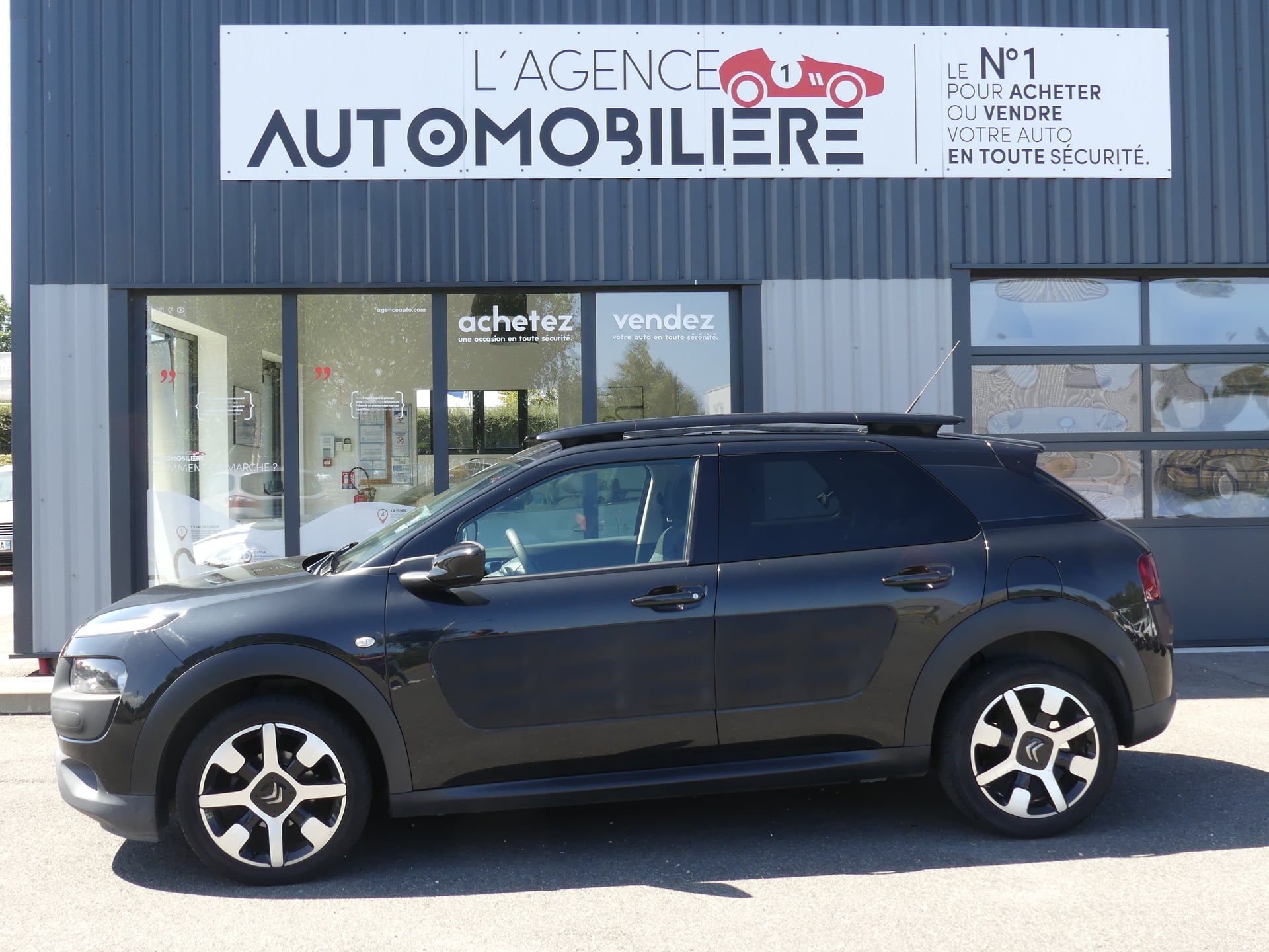 Citroen C4 Cactus 1.2 VTi 12V ETG 82 cv — 2