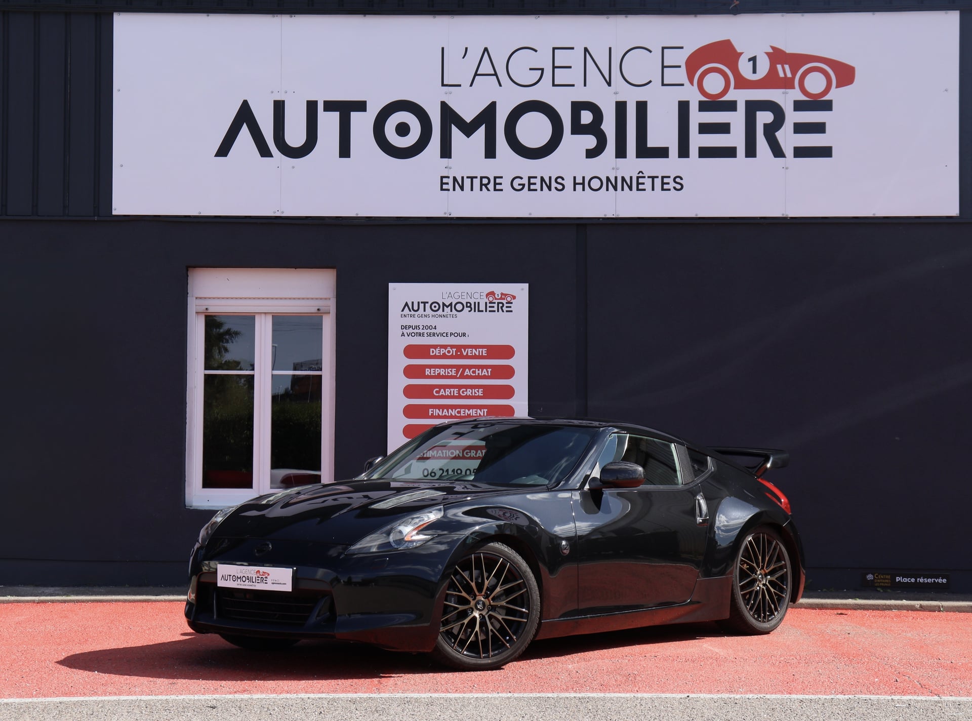 Nissan 370Z (Z34) 3.7 i V6 328 Pack Coupé BVA7 (Volant meplat, Demi ligne, Aileron...)