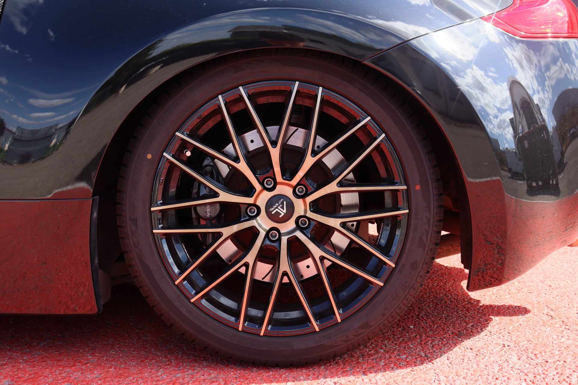 Nissan 370Z (Z34) 3.7 i V6 328 Pack Coupé BVA7 (Volant meplat, Demi ligne, Aileron...) — 38