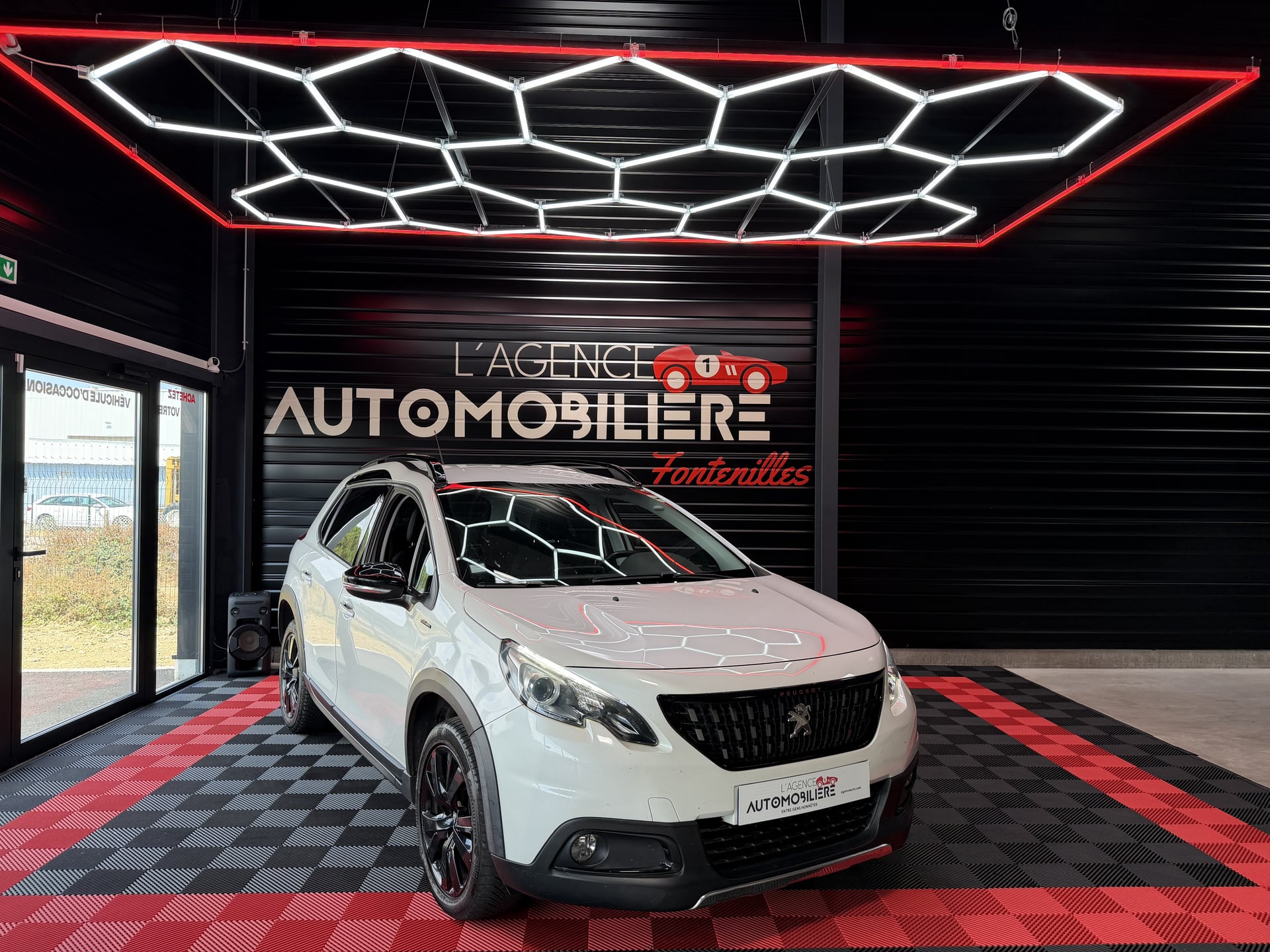 Peugeot 2008 1.5 BLUEHDI 100ch BVM6 GT Line Garantie 12mois — 2