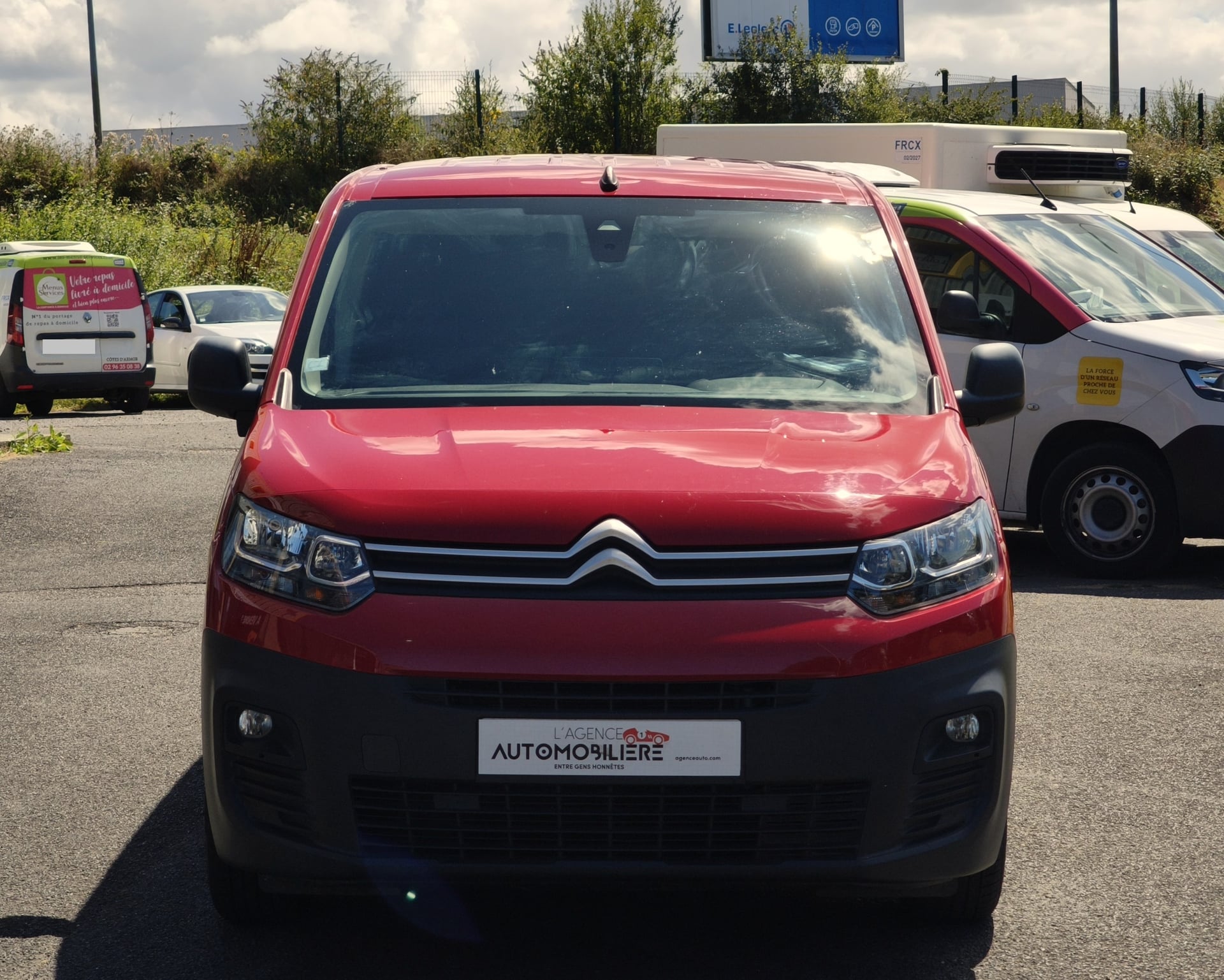 Citroen Berlingo 1.6 blue hdi 100 ch DRIVER deux portes latérales — 2
