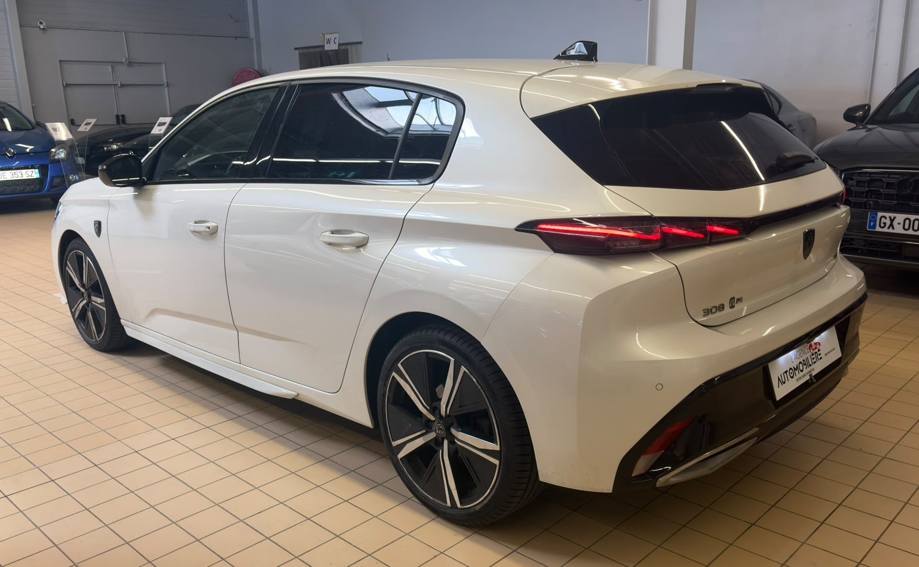 Peugeot 308 1.5 BlueHDi 130ch S&S GT EAT8 — 2