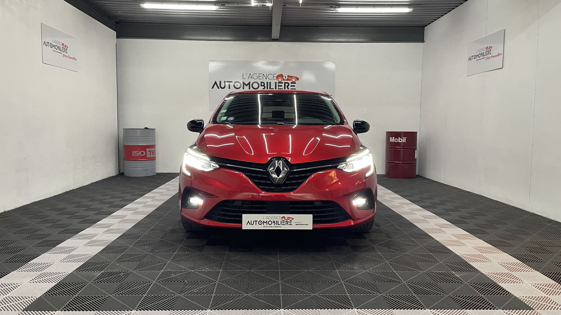 Renault Renault Clio 5 1.0 TCE 100 INTENS suivi complet — 2