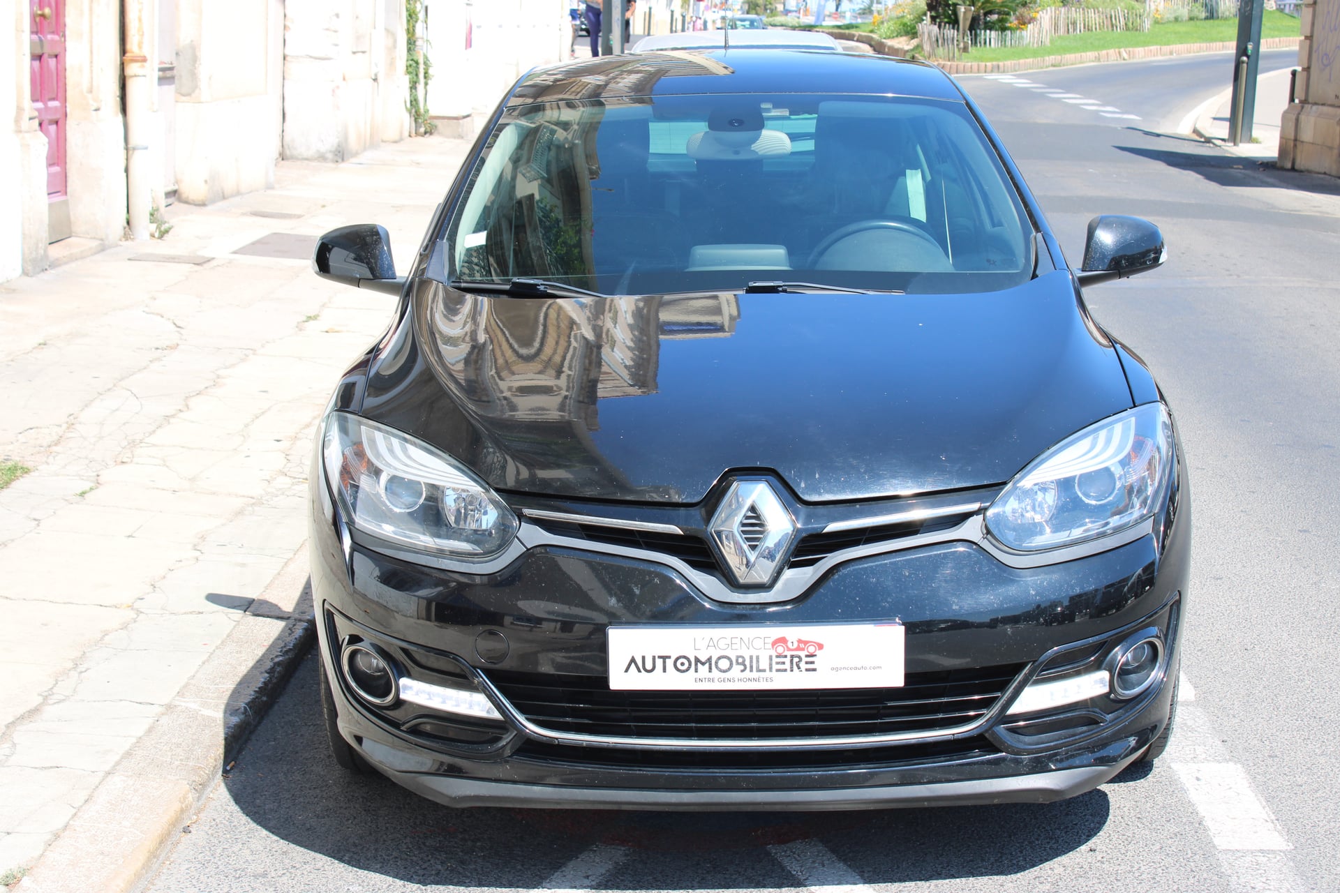 Renault Megane 1.2 TCE 130 ENERGY BOSE ( Radar Arr, Moteur à chaîne, Son bose ... ) — 2
