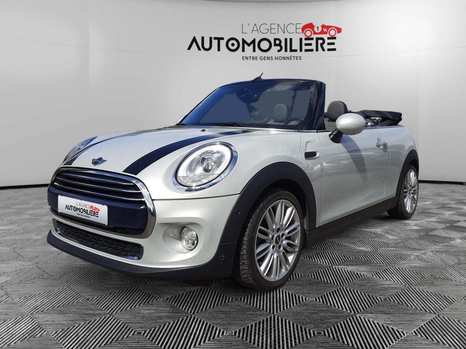 Mini Cooper Cabrio 1.5i 136Ch Boite Automatique/ Garantie 12 Mois