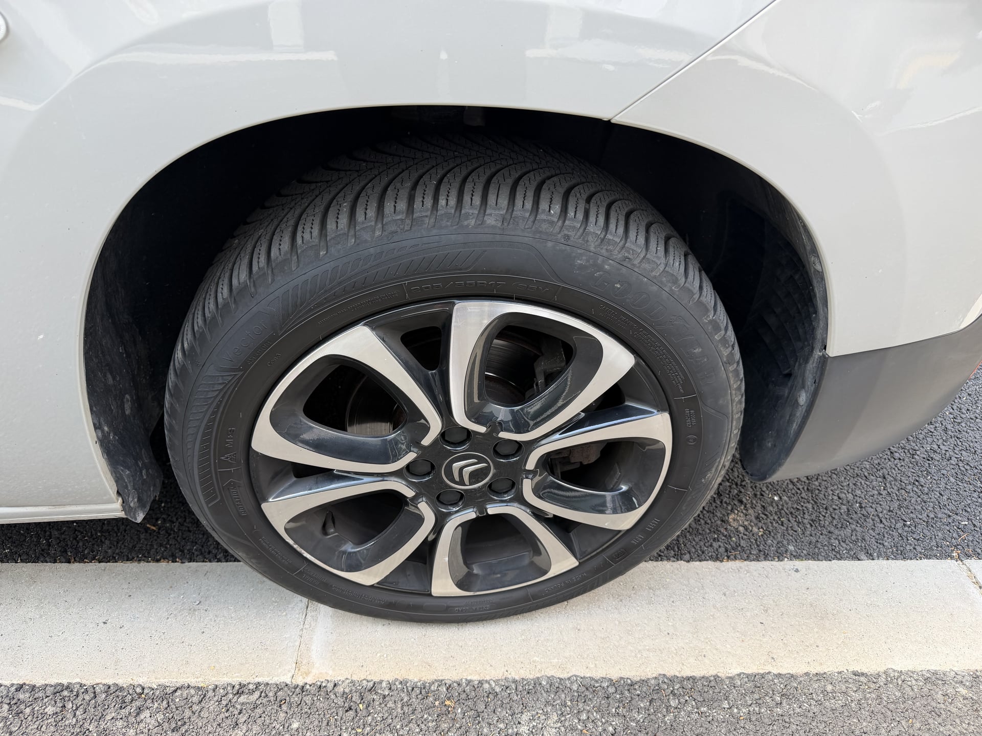 Citroen Berlingo 1.2 Break M S&S 110 cv XTR — 28