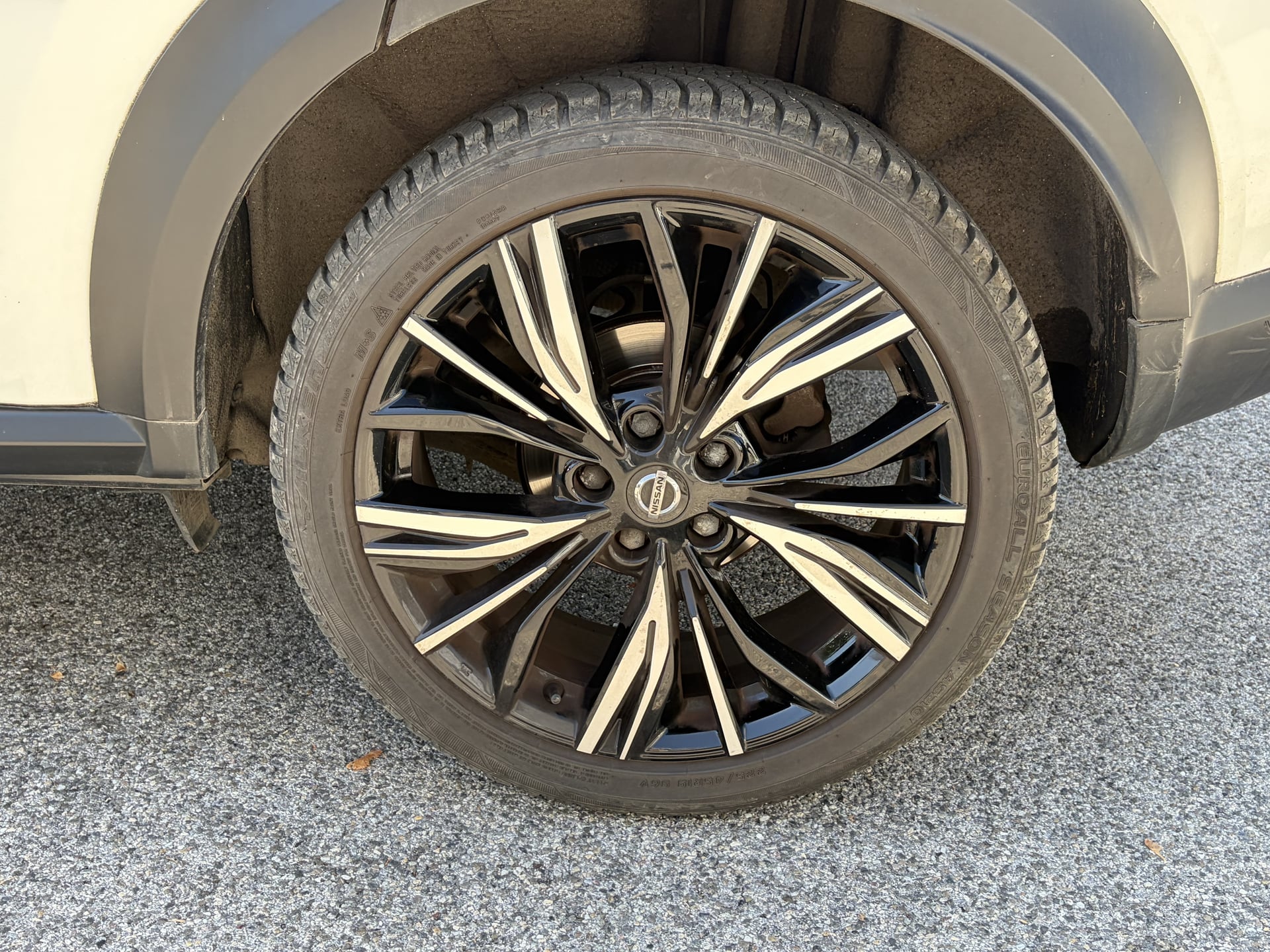 Nissan Juke 1.0 DIG-T 114 N DESIGN 7DCT - CAMERA DE RECUL - SIEGES CHAUFFANTS — 35