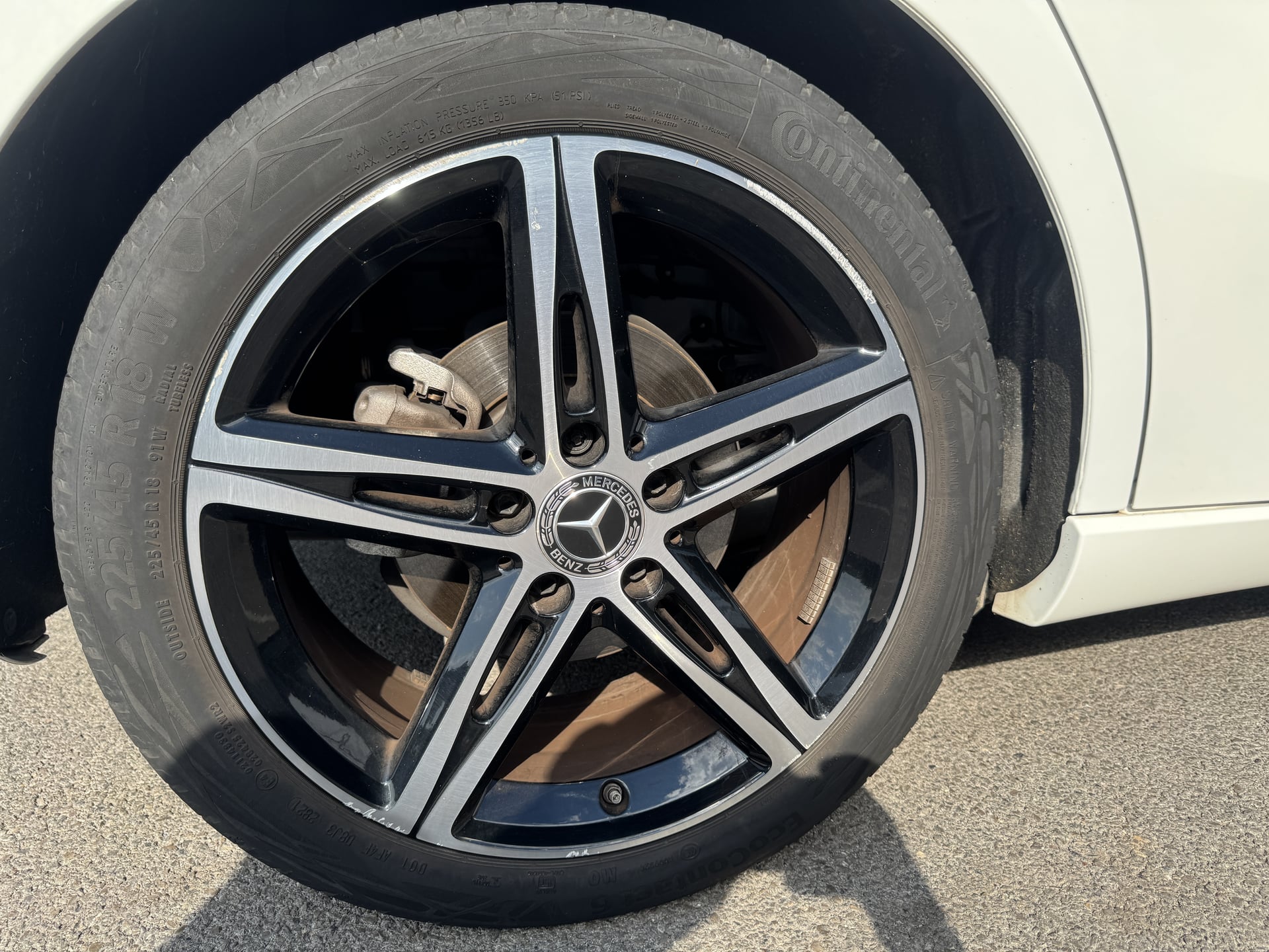 Mercedes-Benz Classe A 180d Progressive Line Toit Pano / 360° — 38