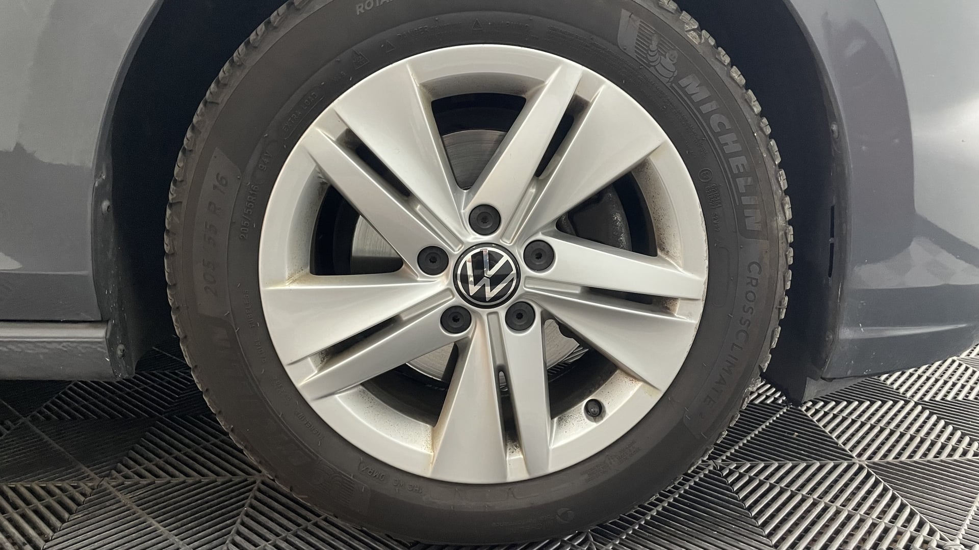 Volkswagen Golf 2.0 TDI SCR 150 LIFE 1ST DSG7 — 35